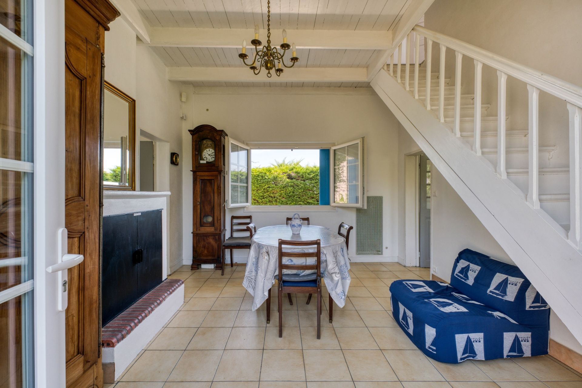 luxury house 6 Rooms for sale on ST DENIS D OLERON (17650)