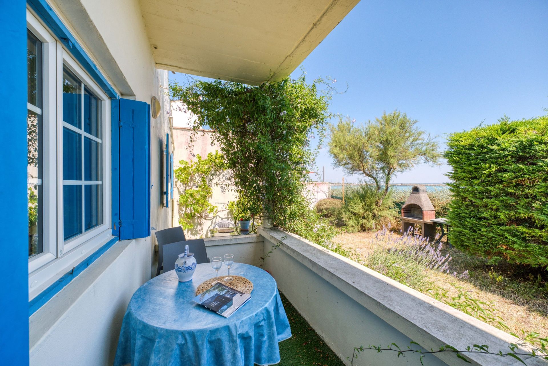 luxury house 6 Rooms for sale on ST DENIS D OLERON (17650)