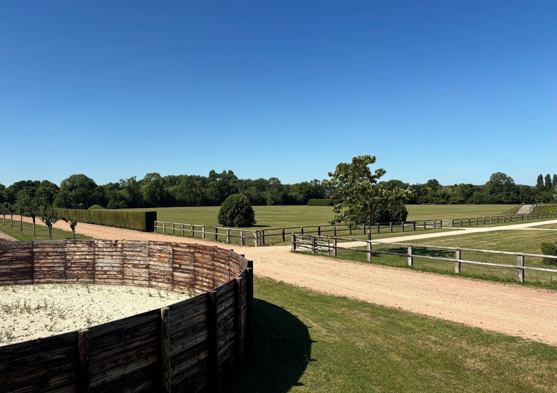 equestrian property 28 Rooms for sale on VAUVILLE (14800)