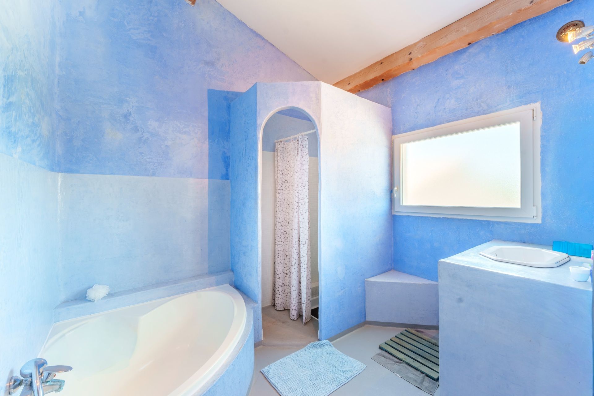 equestrian property 6 Rooms for sale on MONTPELLIER (34000)