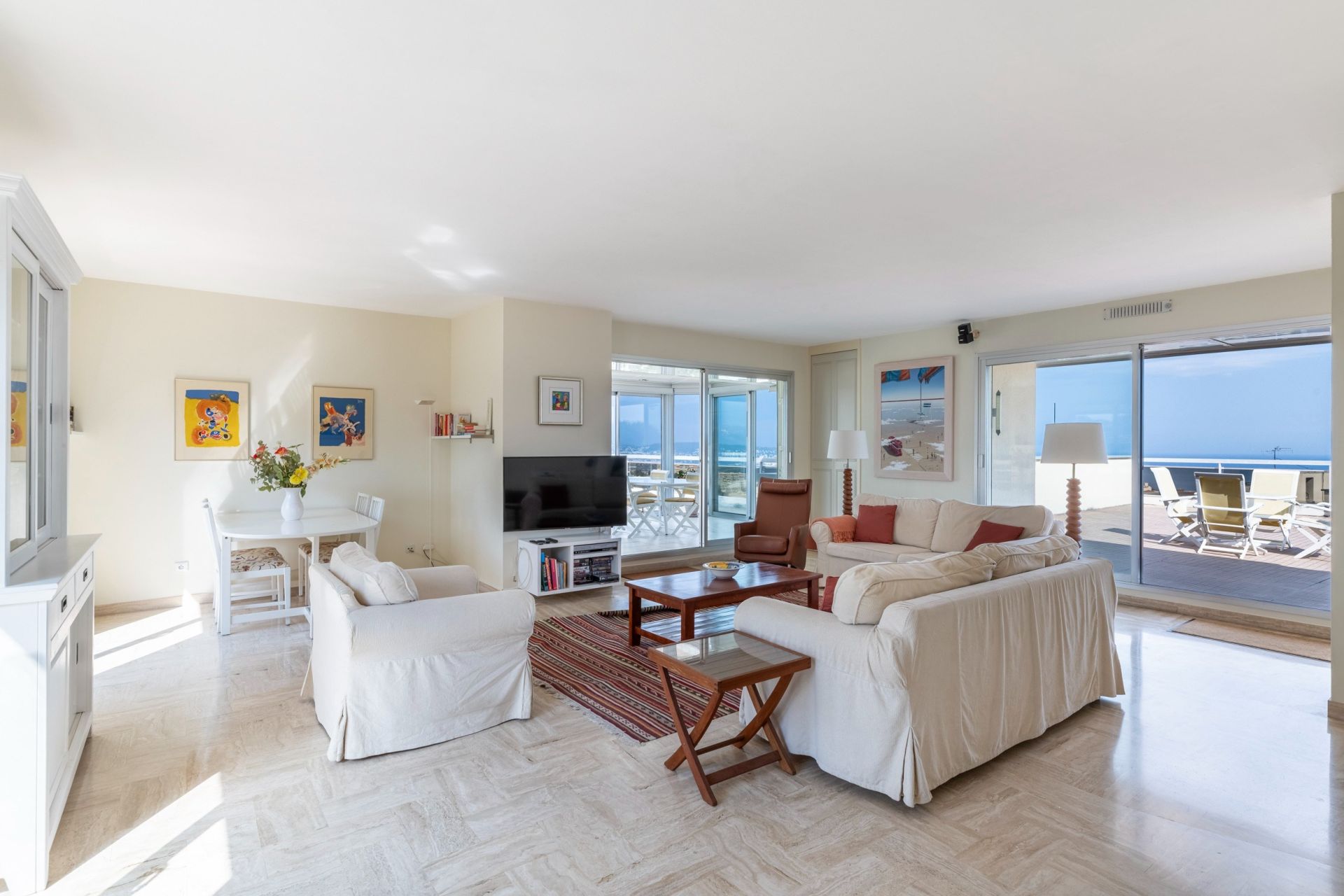 luxury apartment 3 Rooms for sale on NICE (06000)