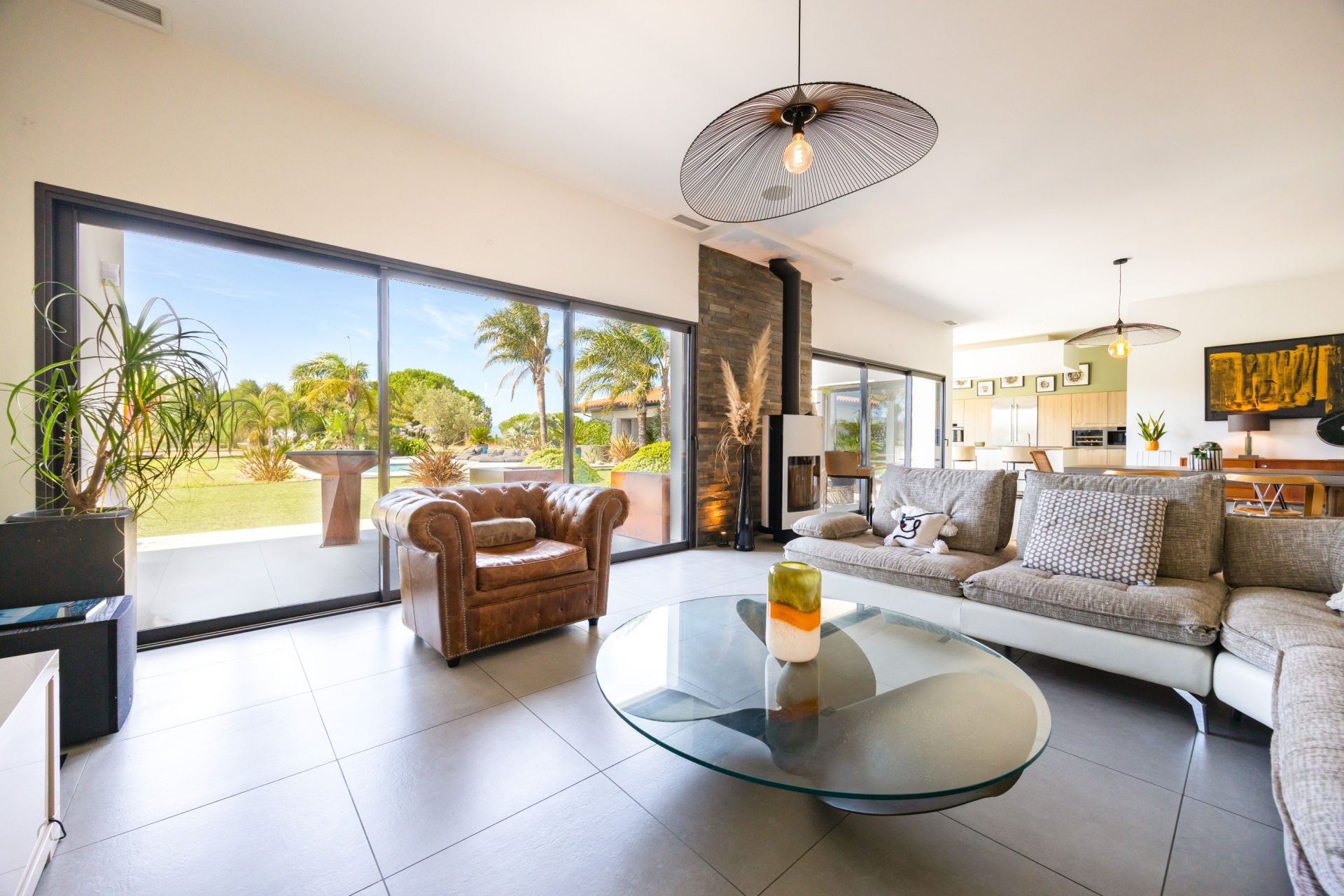 luxury house 6 Rooms for sale on PERPIGNAN (66000)