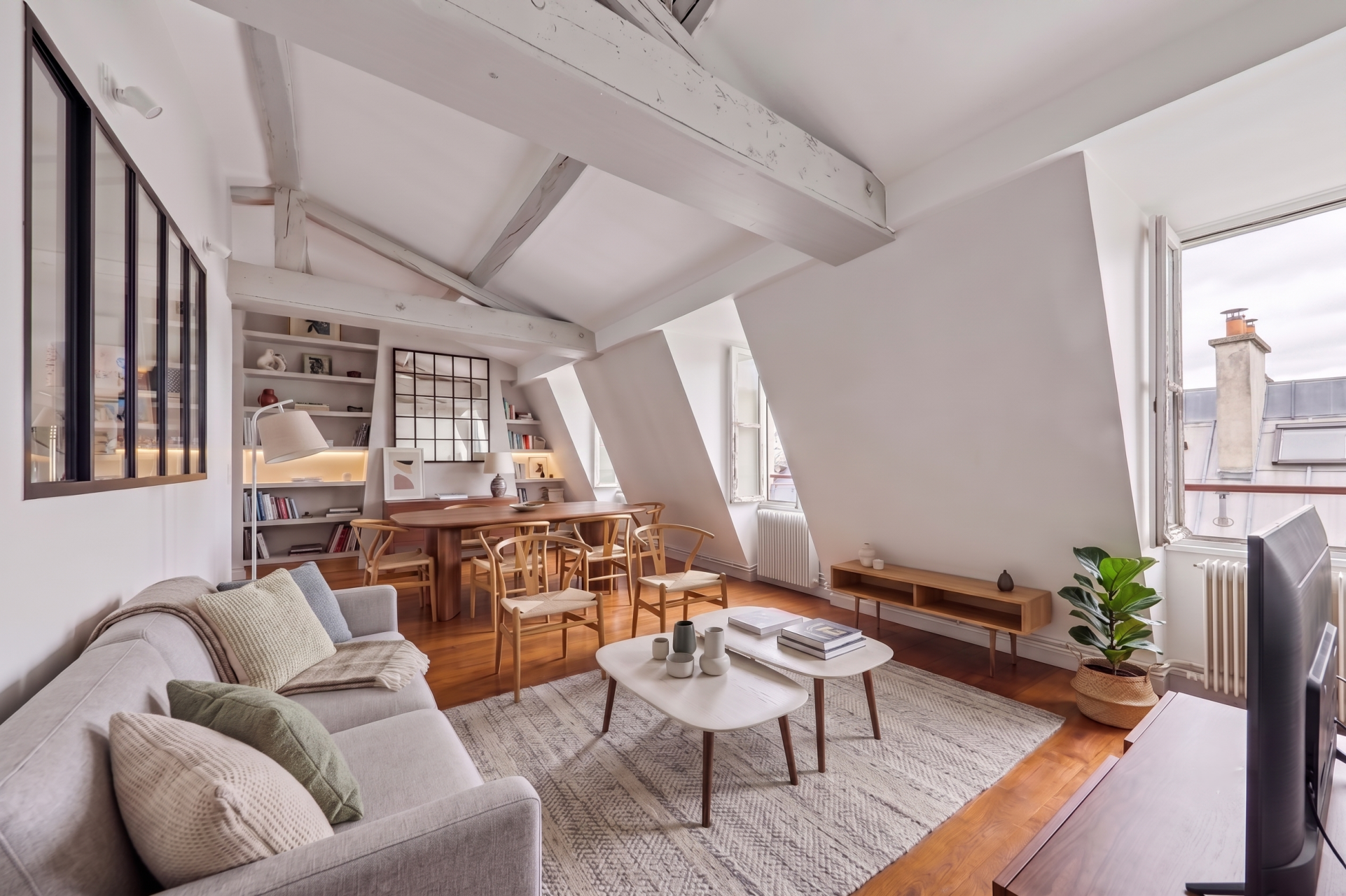 luxury apartment 4 Rooms for sale on PARIS (75003)
