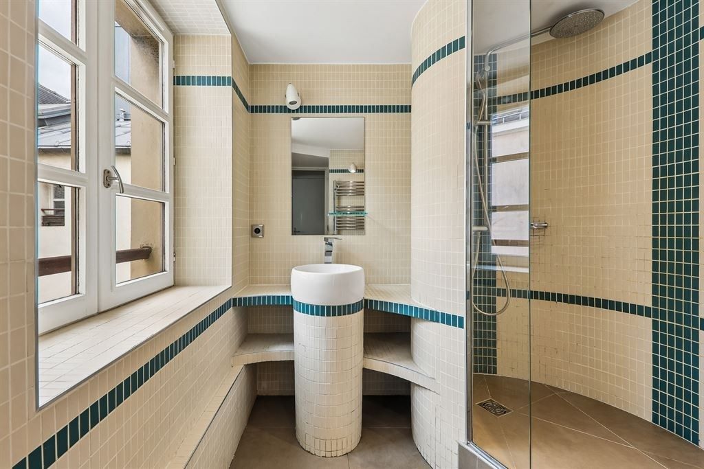 luxury apartment 4 Rooms for sale on PARIS (75003)