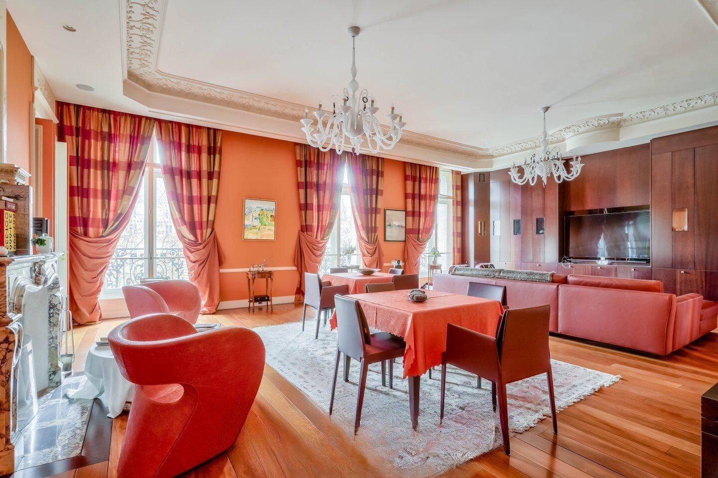 luxury apartment 5 Rooms for sale on PARIS (75016)