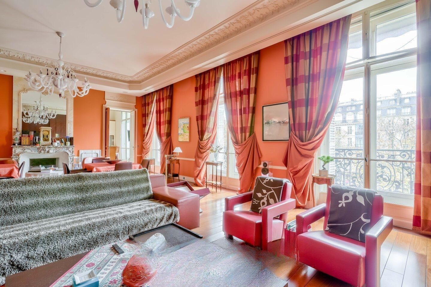 luxury apartment 5 Rooms for sale on PARIS (75016)