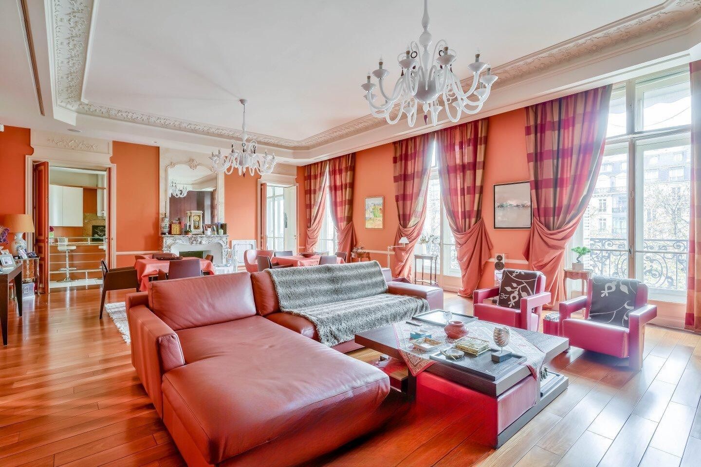 luxury apartment 5 Rooms for sale on PARIS (75016)