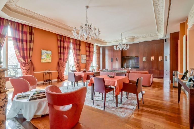 luxury apartment 5 Rooms for sale on PARIS (75016)