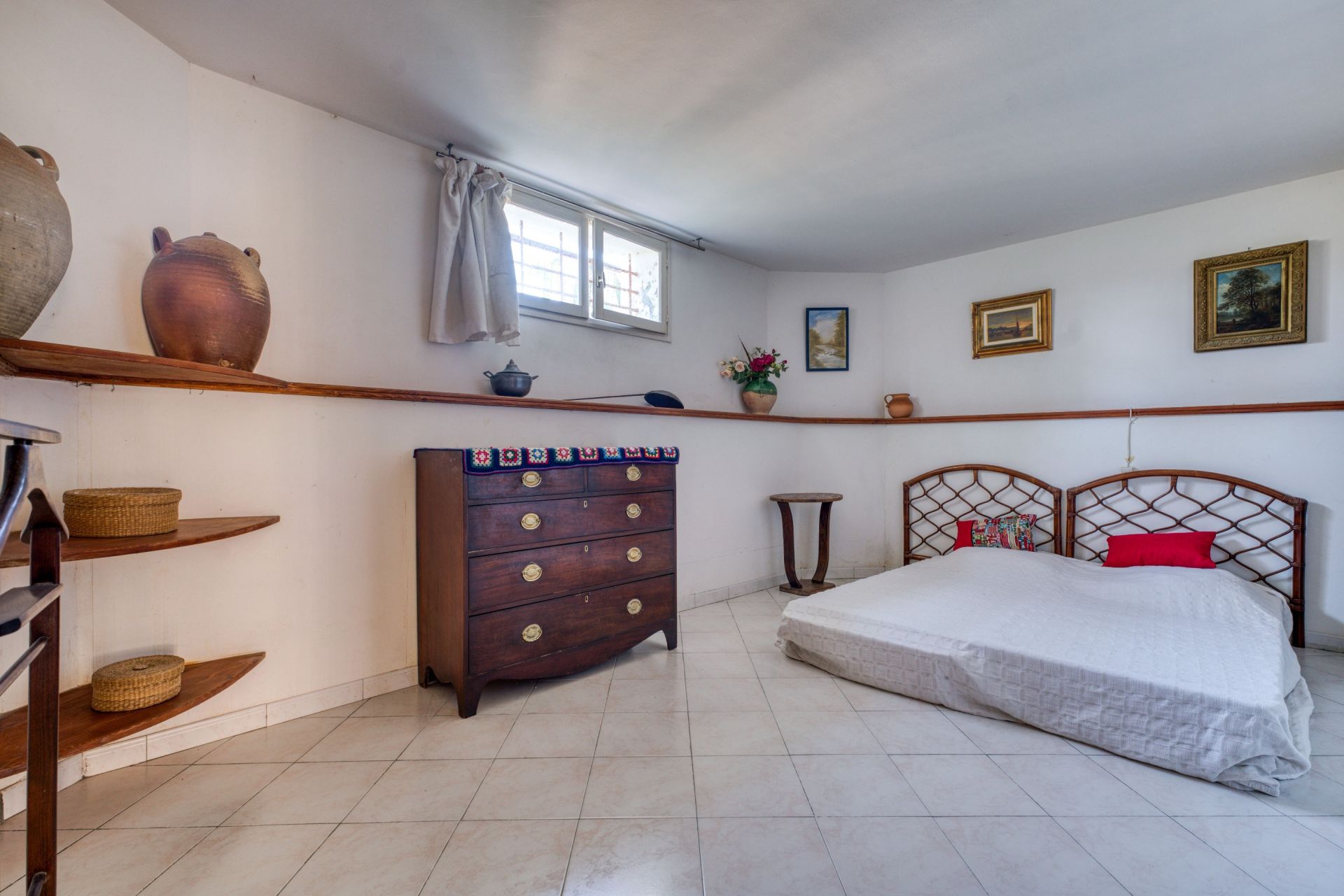 luxury house 12 Rooms for sale on ROYAN (17200)