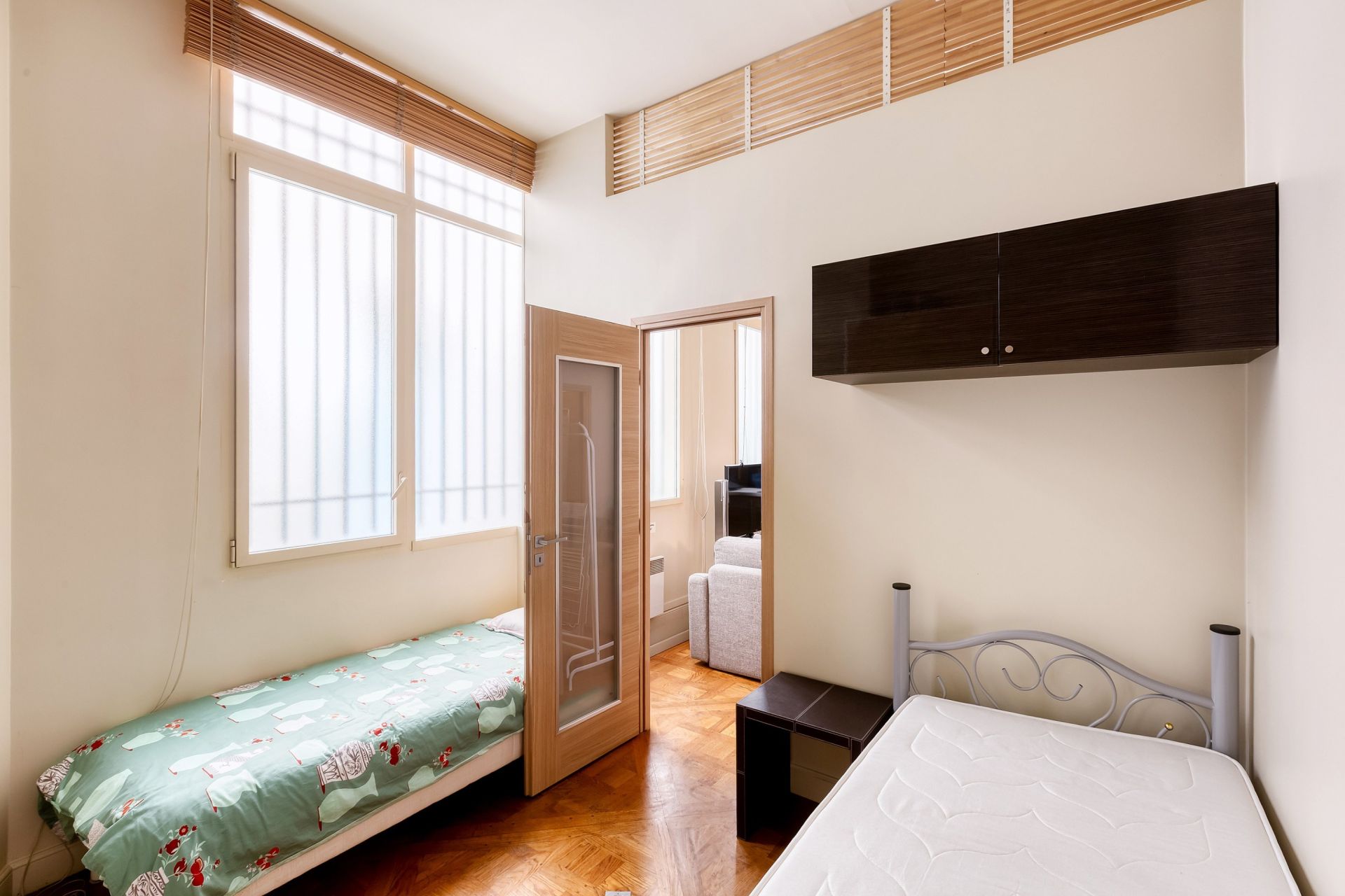 luxury apartment 5 Rooms for sale on PARIS (75001)
