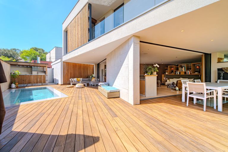 luxury house 7 Rooms for sale on CASTELNAU LE LEZ (34170)