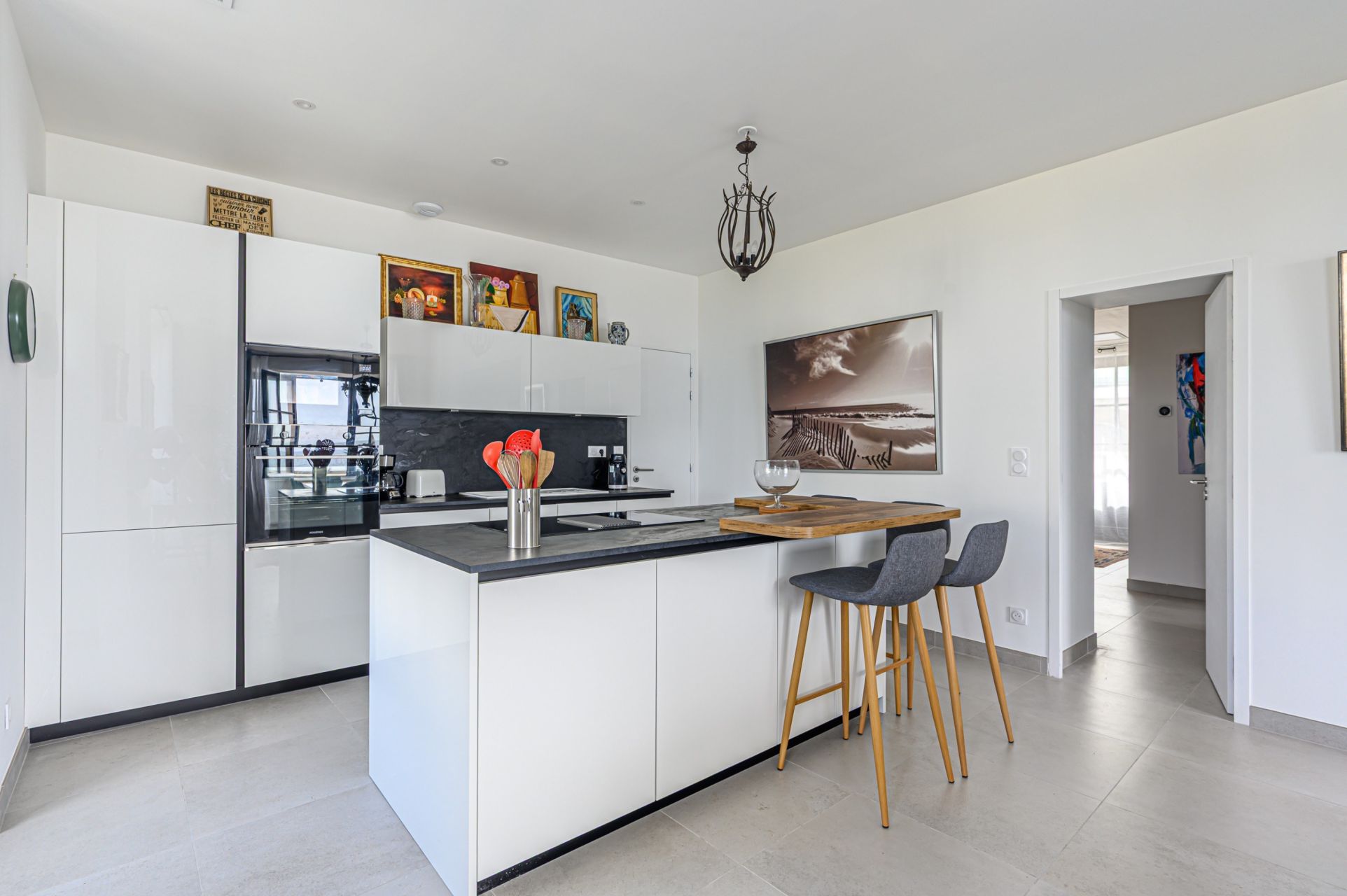 luxury house 8 Rooms for sale on ST PIERRE QUIBERON (56510)