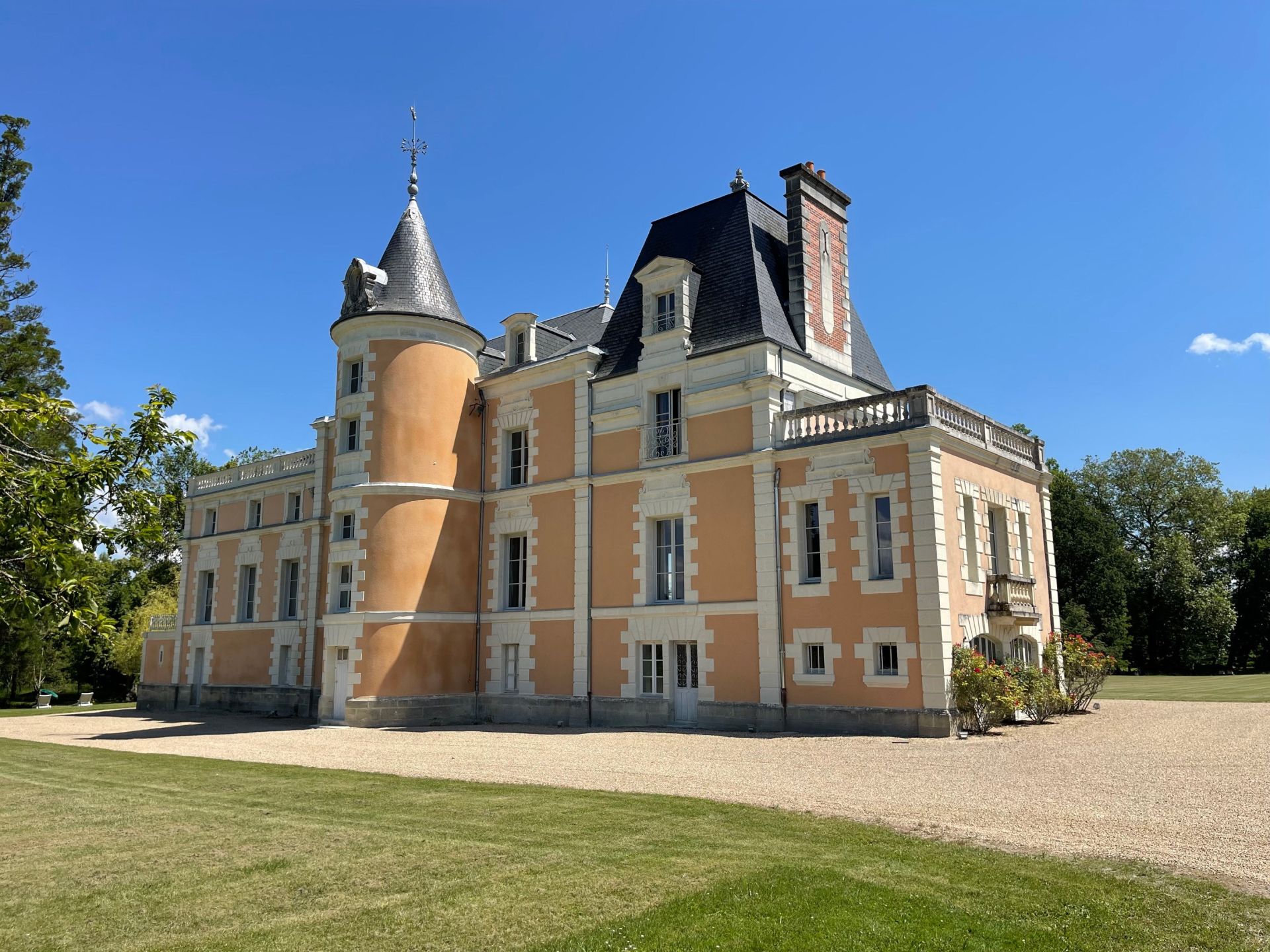 château 14 Pièces en vente sur CHINON (37500)