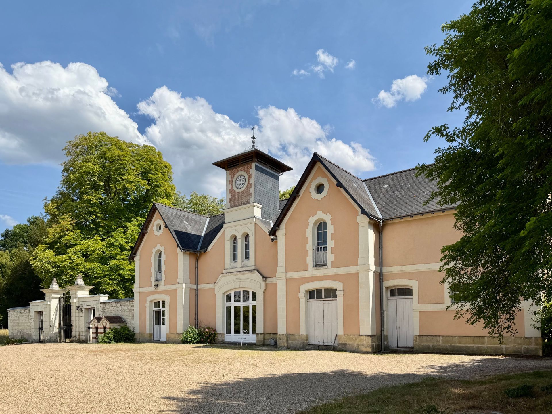 château 14 Pièces en vente sur CHINON (37500)