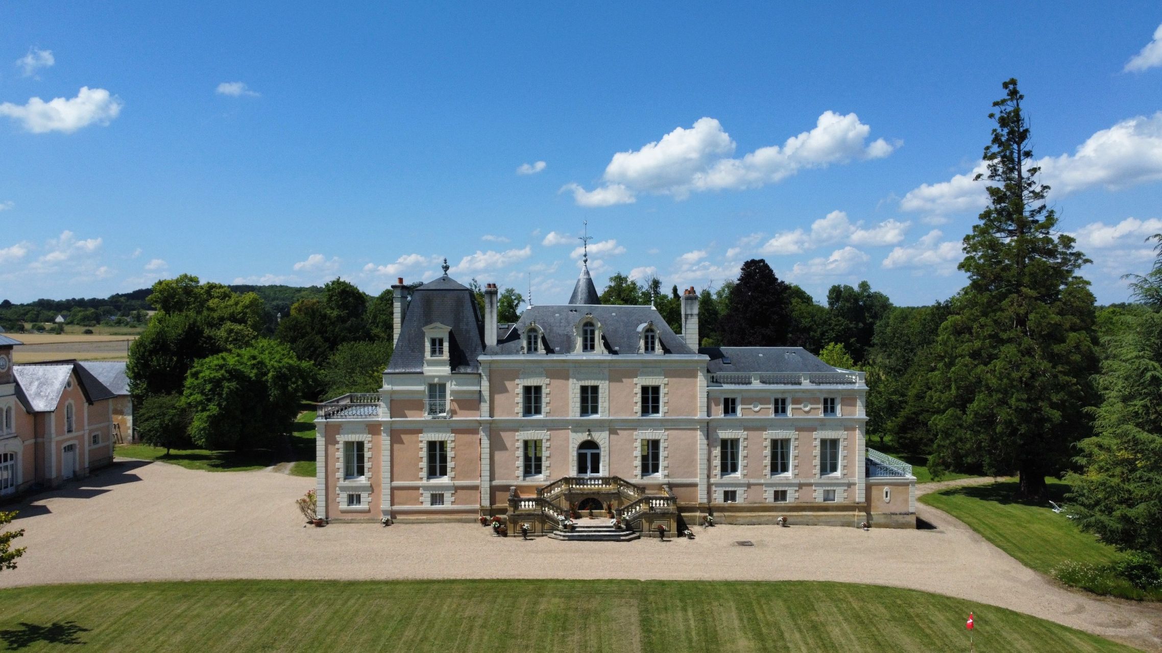 château 14 Pièces en vente sur CHINON (37500)