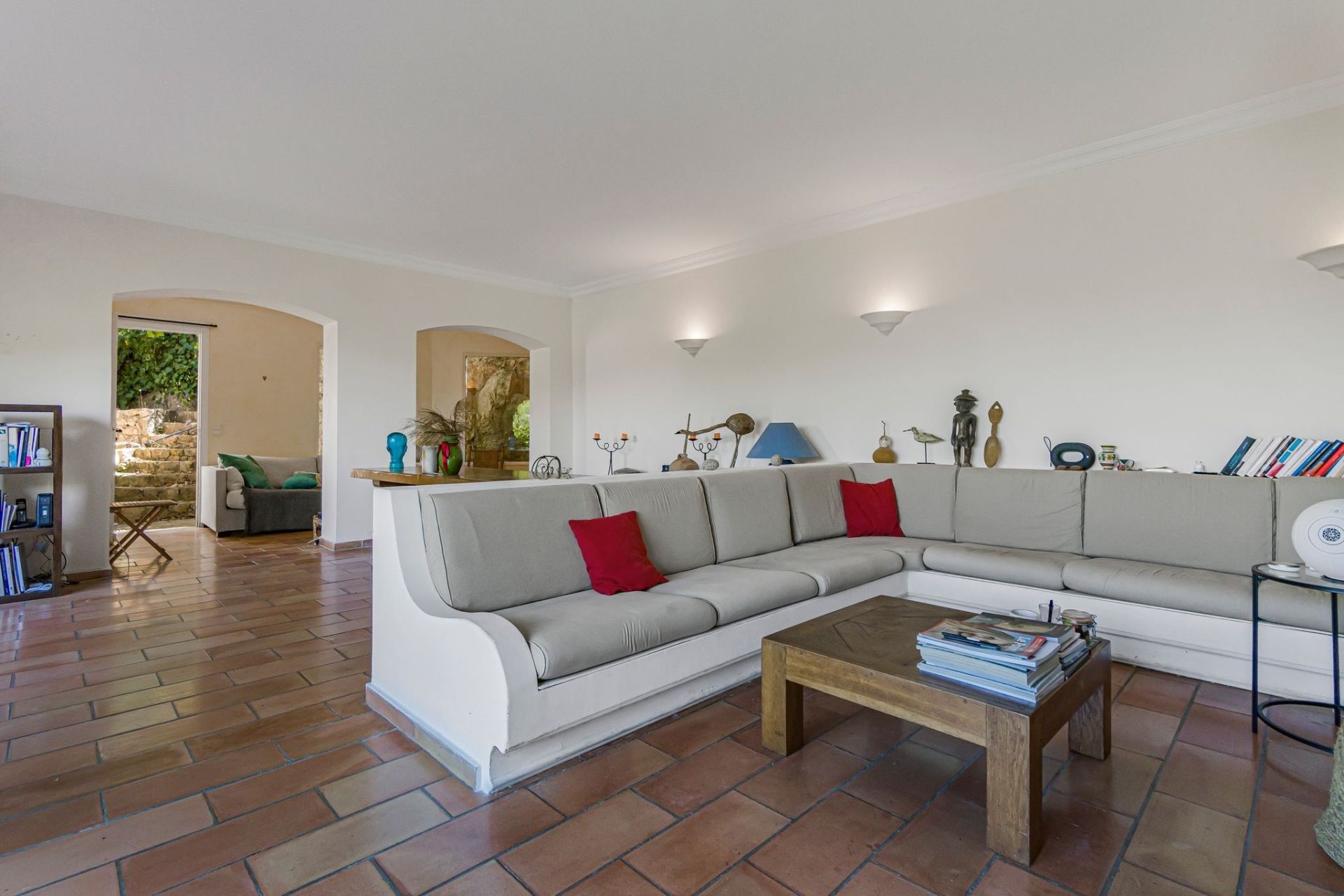 luxury provencale house 7 Rooms for sale on THEOULE SUR MER (06590)