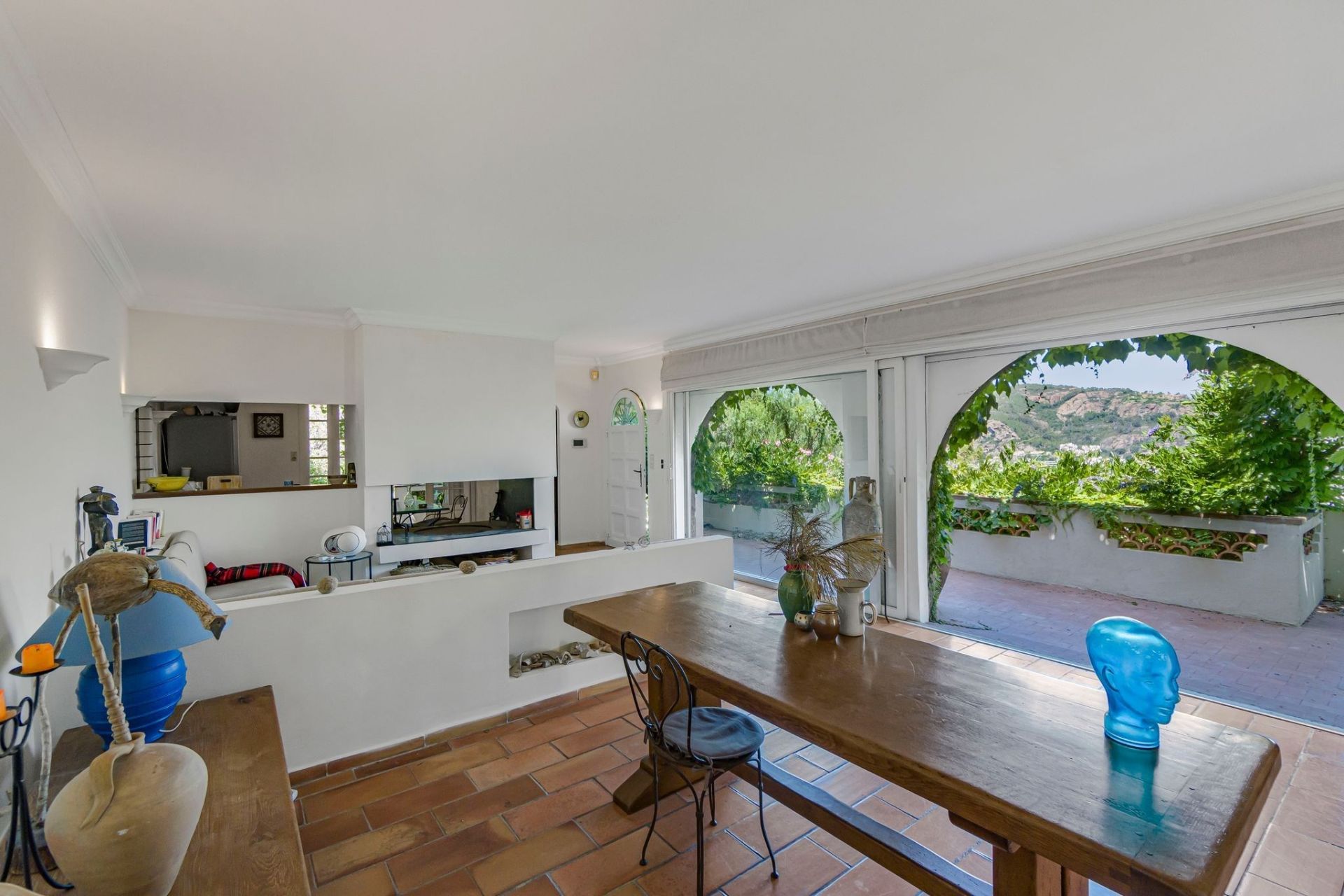 luxury provencale house 7 Rooms for sale on THEOULE SUR MER (06590)