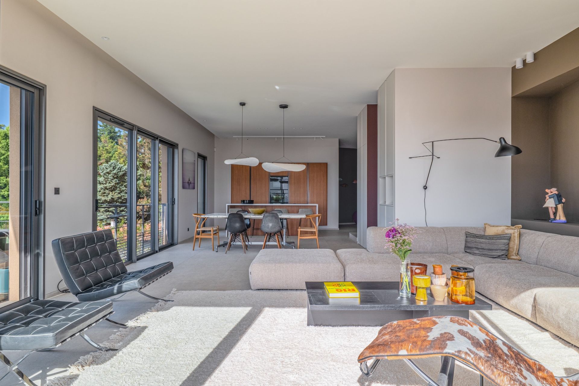 contemporary house 5 Rooms for sale on ST DIDIER AU MONT D OR (69370)