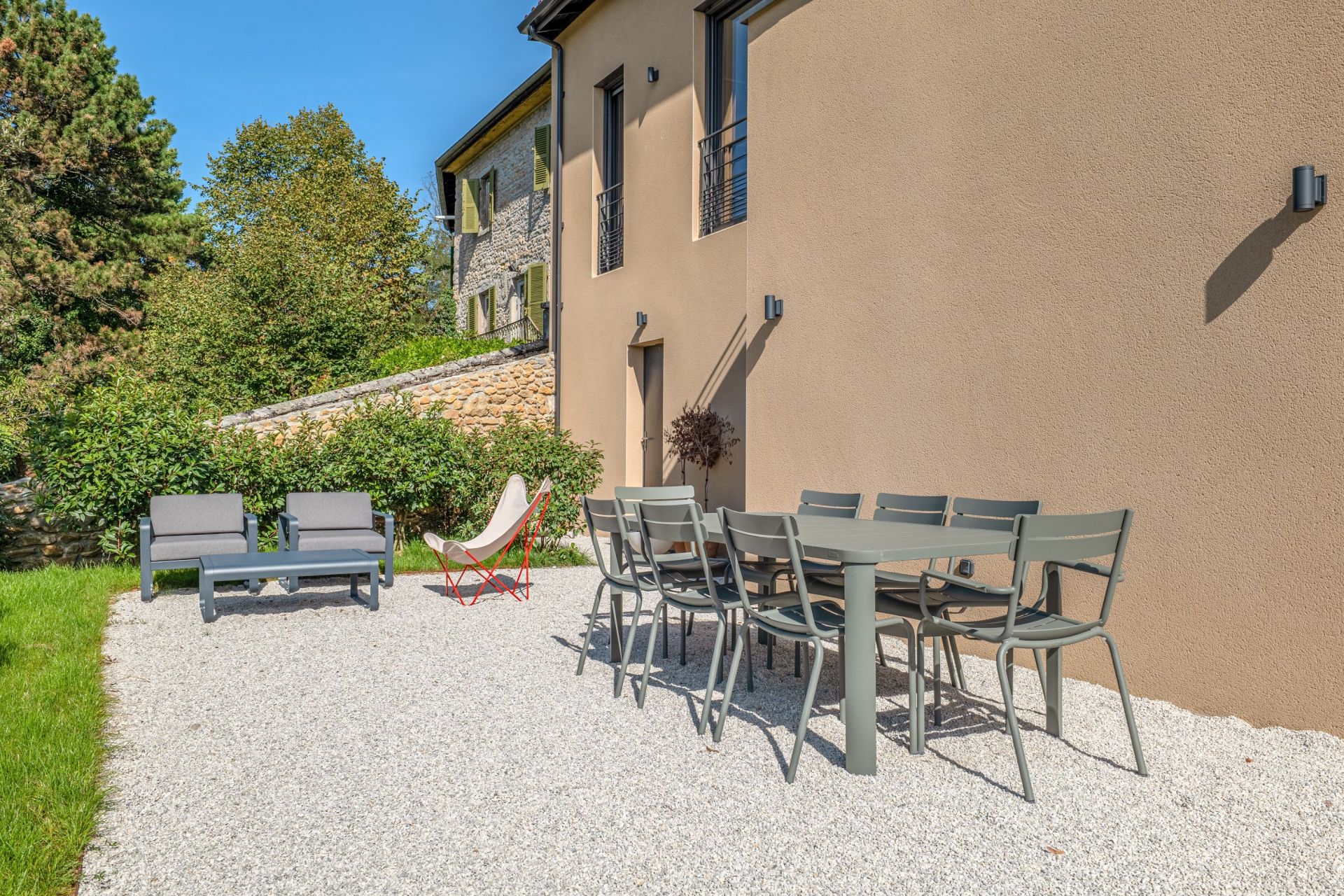 contemporary house 5 Rooms for sale on ST DIDIER AU MONT D OR (69370)