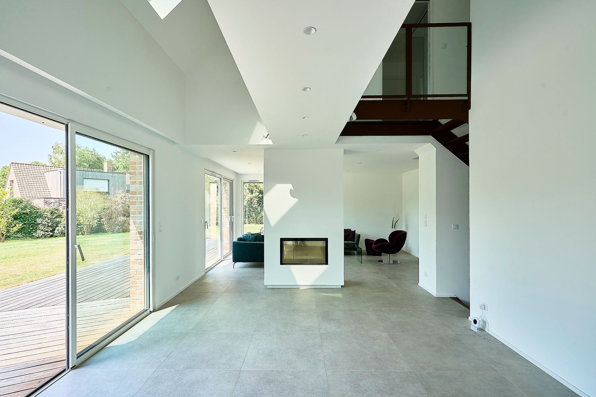 luxury house 9 Rooms for sale on CROIX (59170)