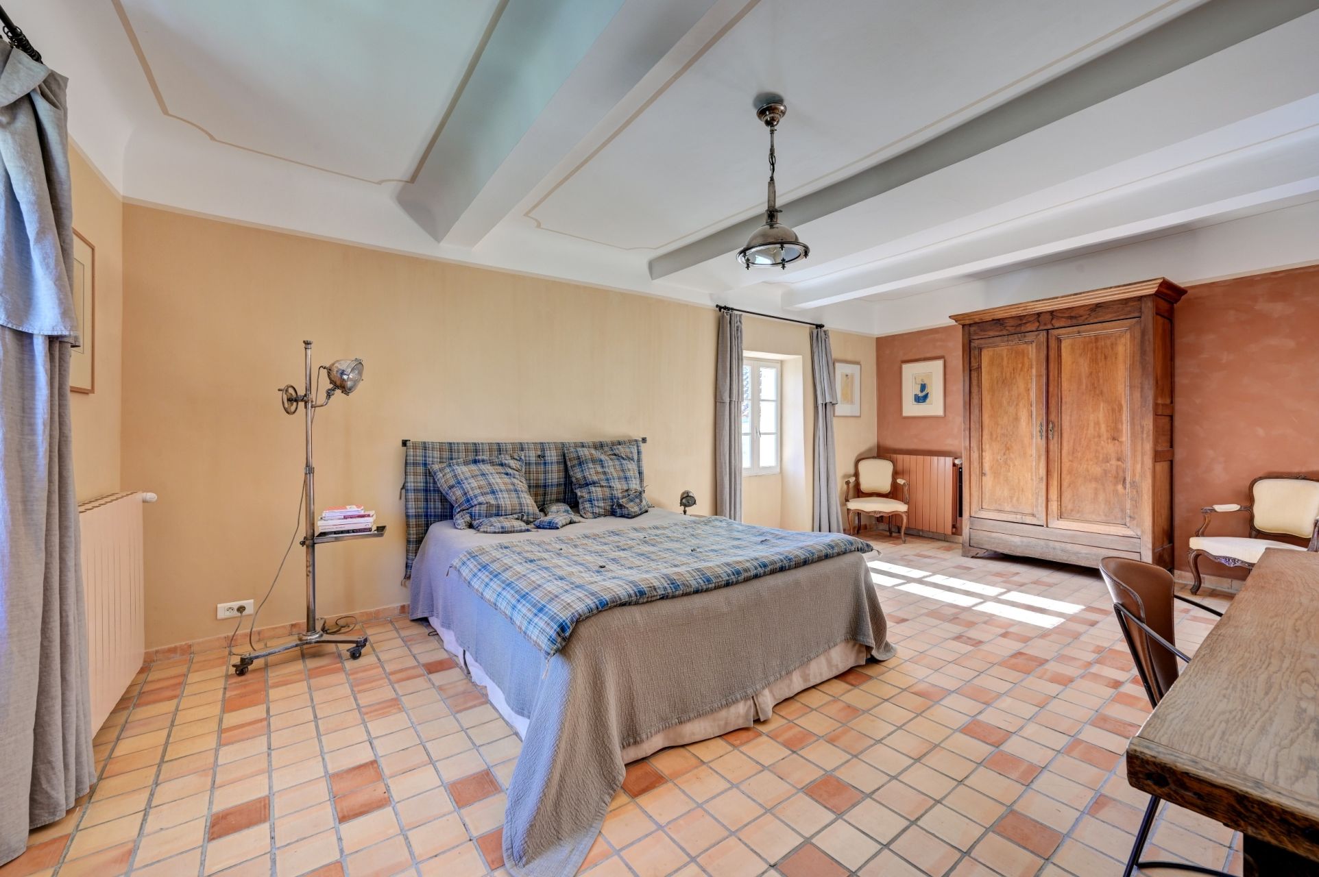 maison de luxe 15 Pièces en vente sur FORCALQUIER (04300)