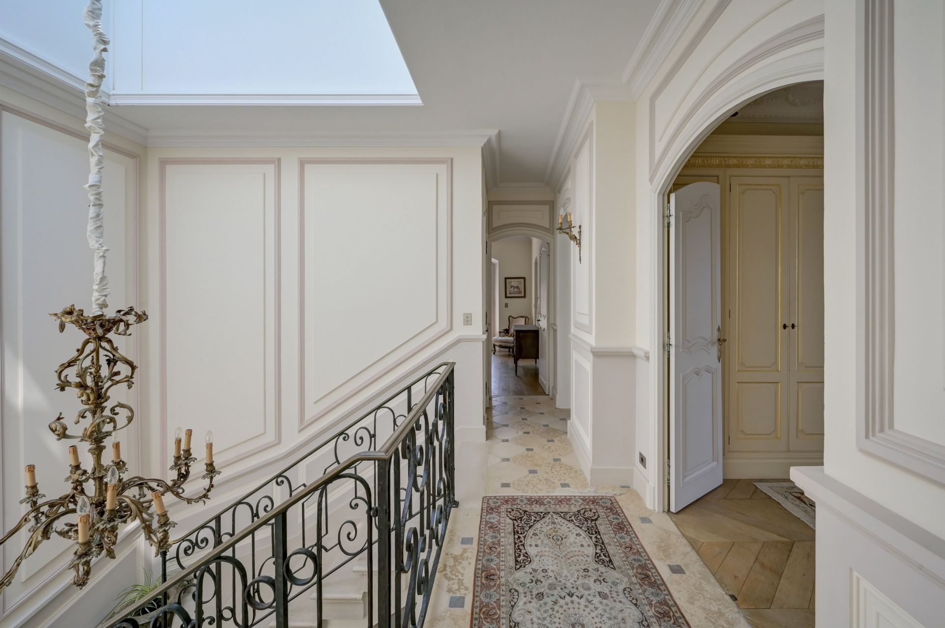 luxury house 13 Rooms for sale on AIX EN PROVENCE (13100)