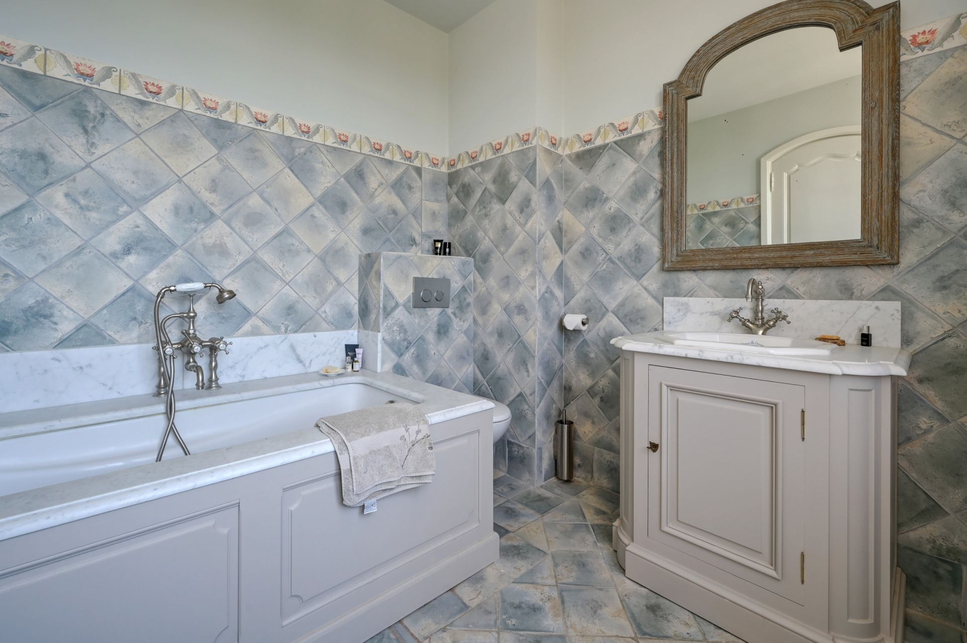 luxury house 13 Rooms for sale on AIX EN PROVENCE (13100)