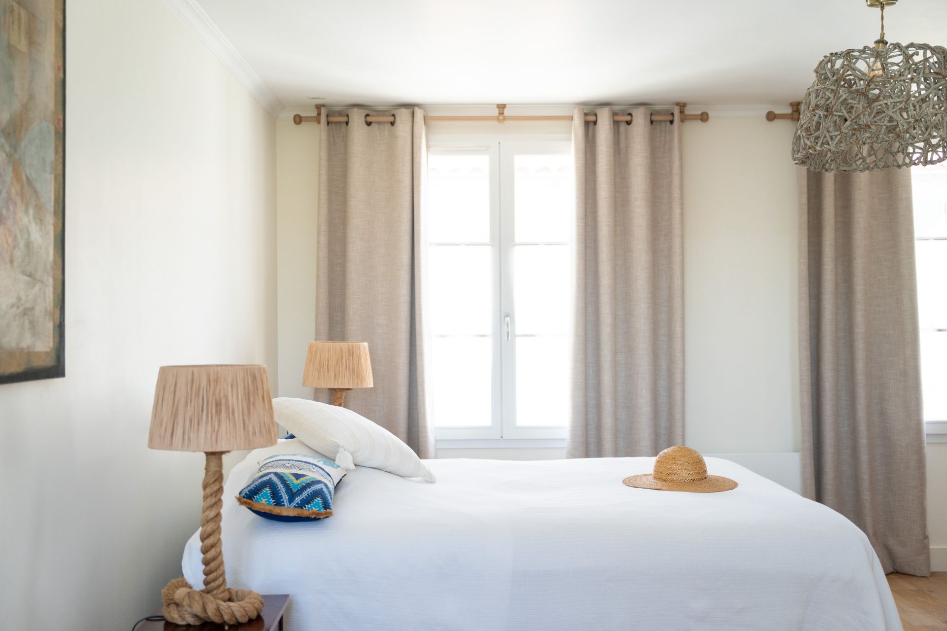 luxury house 6 Rooms for sale on LE BOIS PLAGE EN RE (17580)
