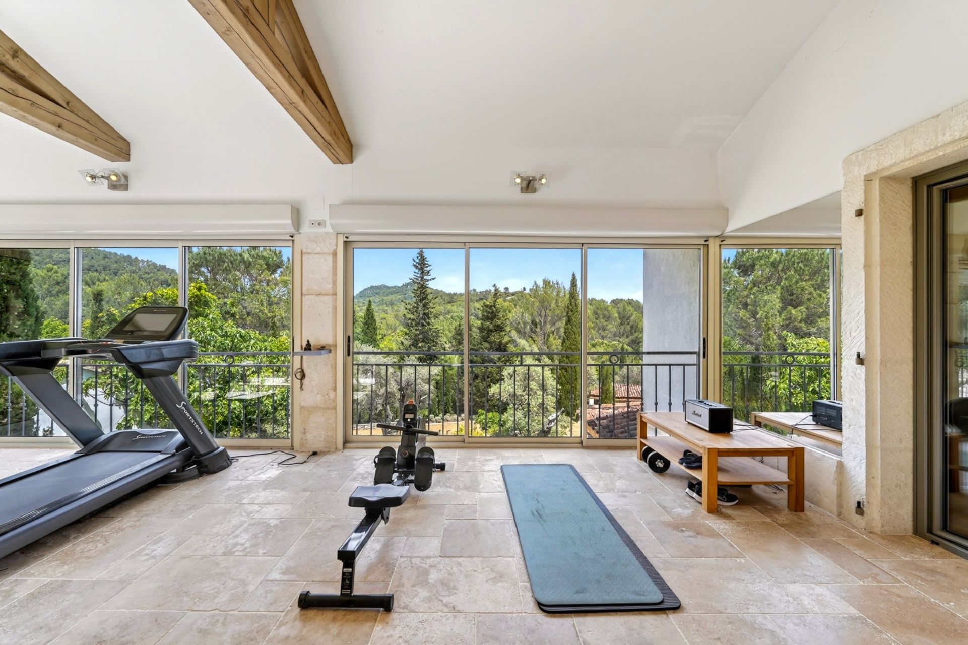 bastide 11 Pièces en vente sur SOLLIES TOUCAS (83210)