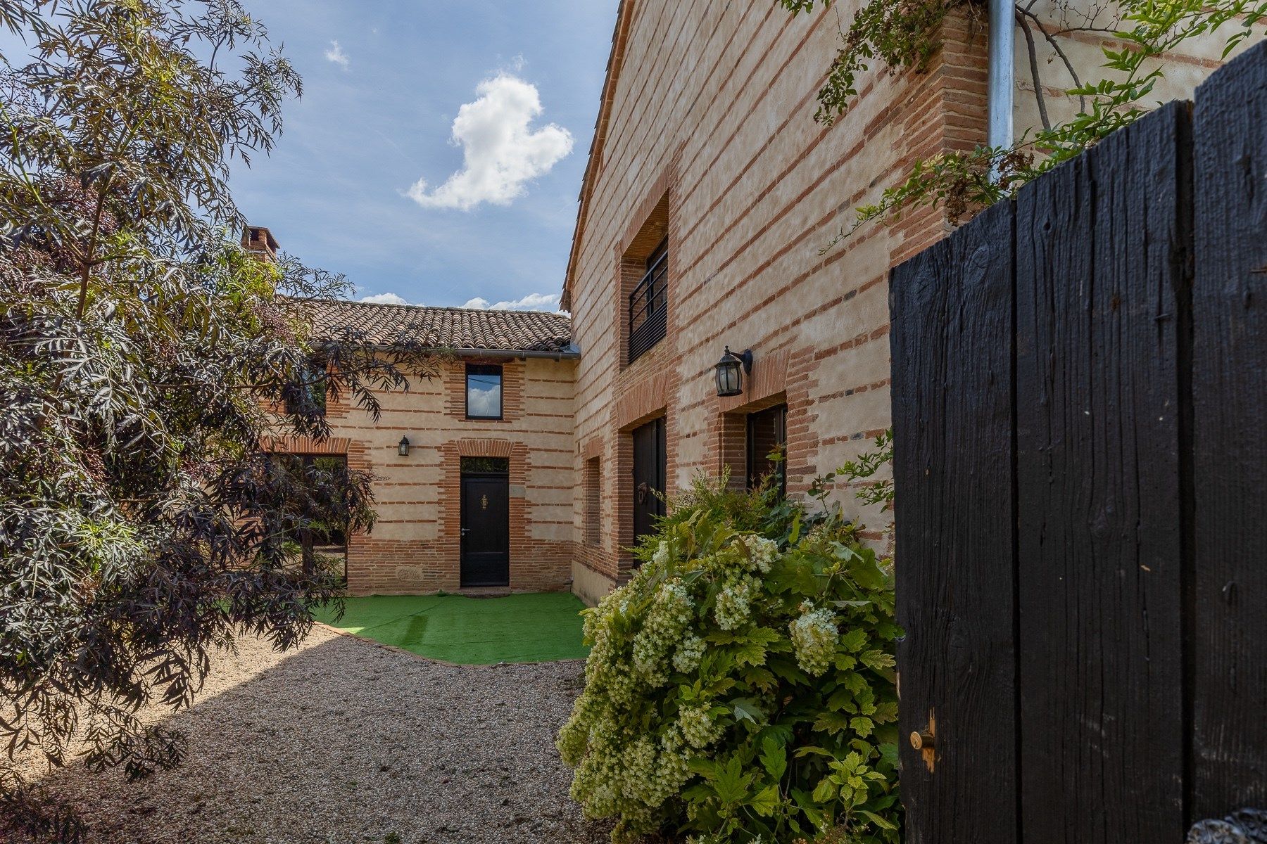 maison de luxe 10 Pièces en vente sur BUZET SUR TARN (31660)