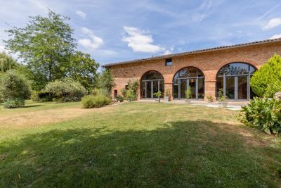Sale Luxury house Buzet-sur-Tarn 10&nbsp;Rooms 390&nbsp;m²