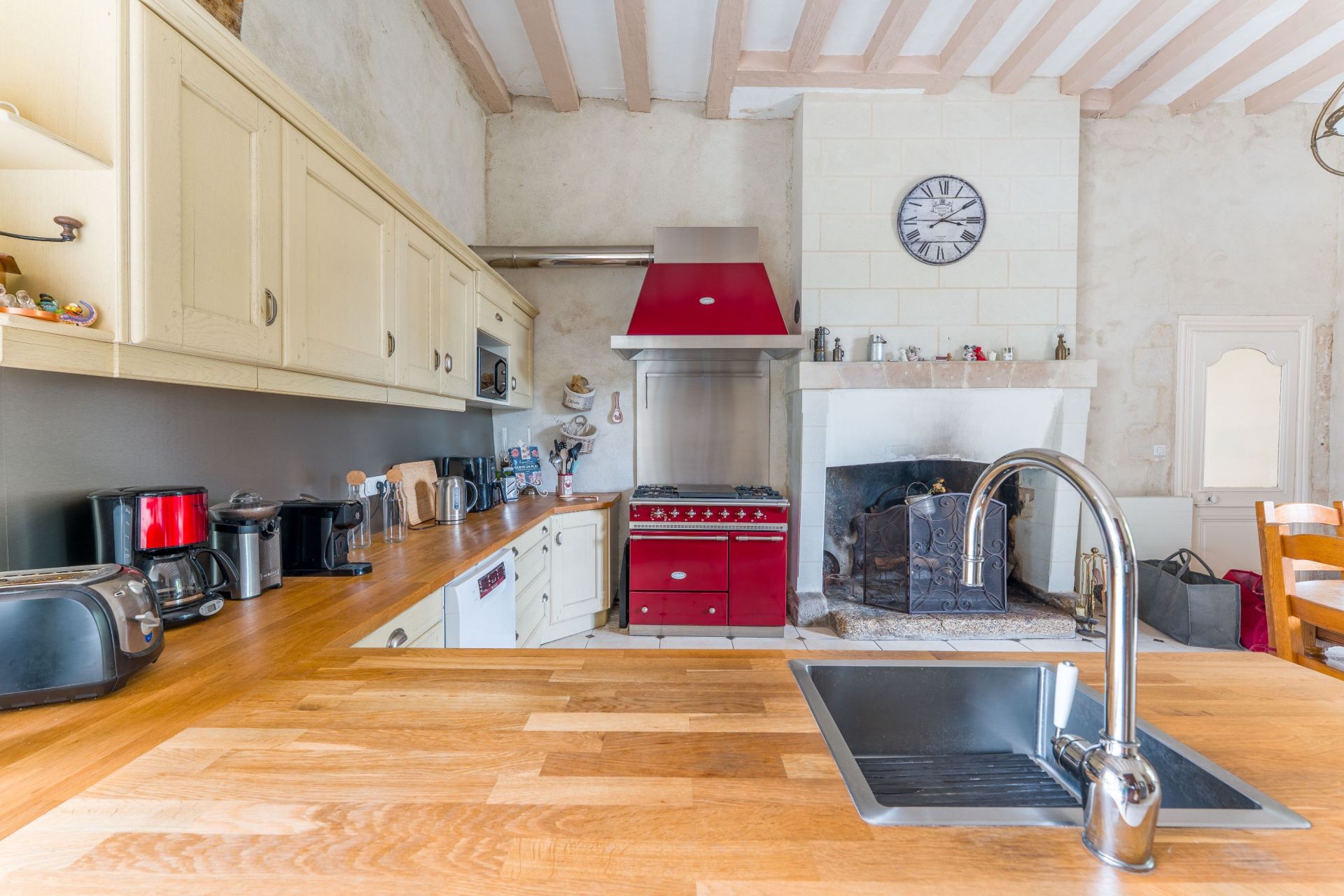 luxury house 8 Rooms for sale on GRANDCHAMP DES FONTAINES (44119)