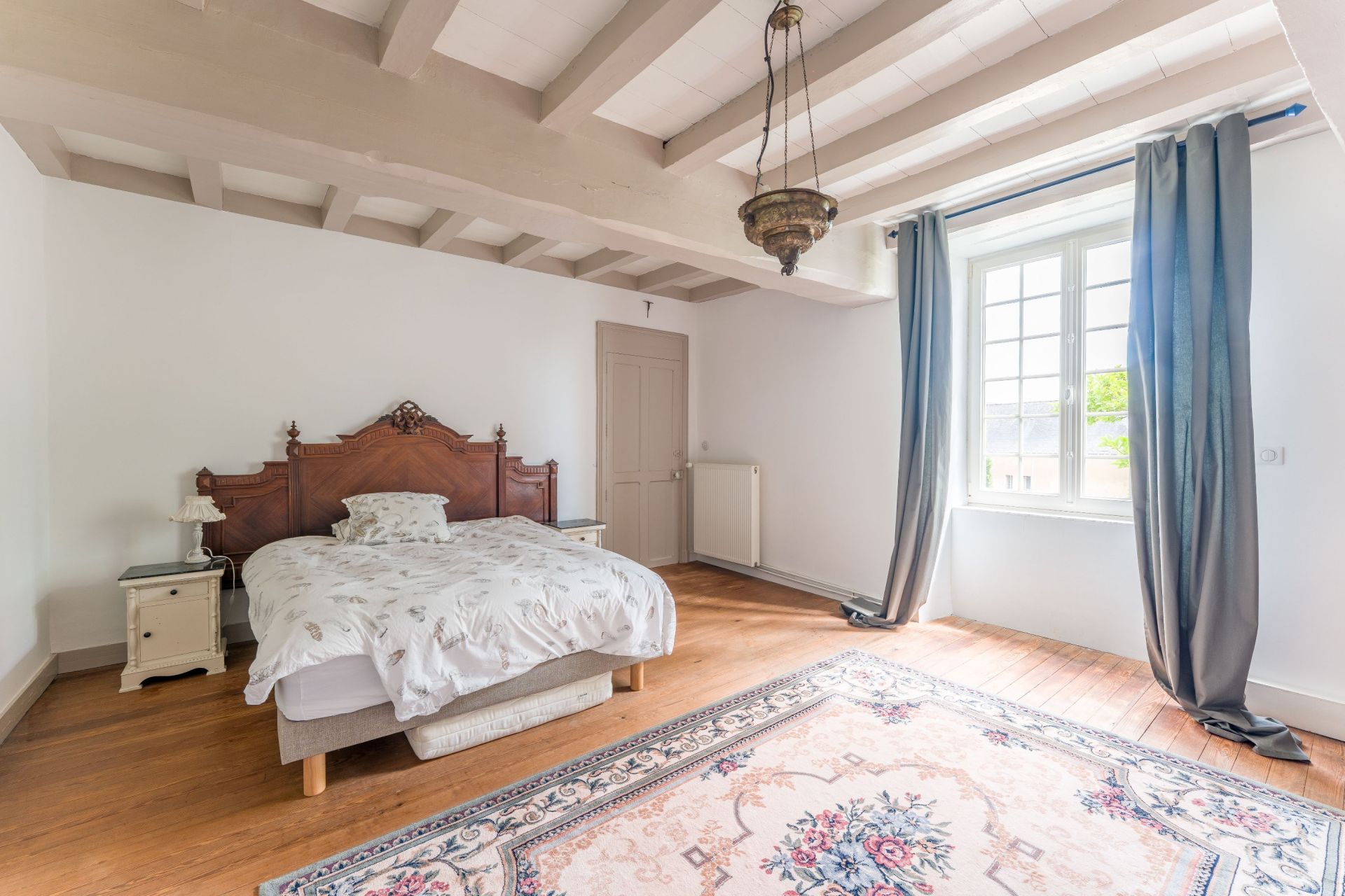 luxury house 8 Rooms for sale on GRANDCHAMP DES FONTAINES (44119)