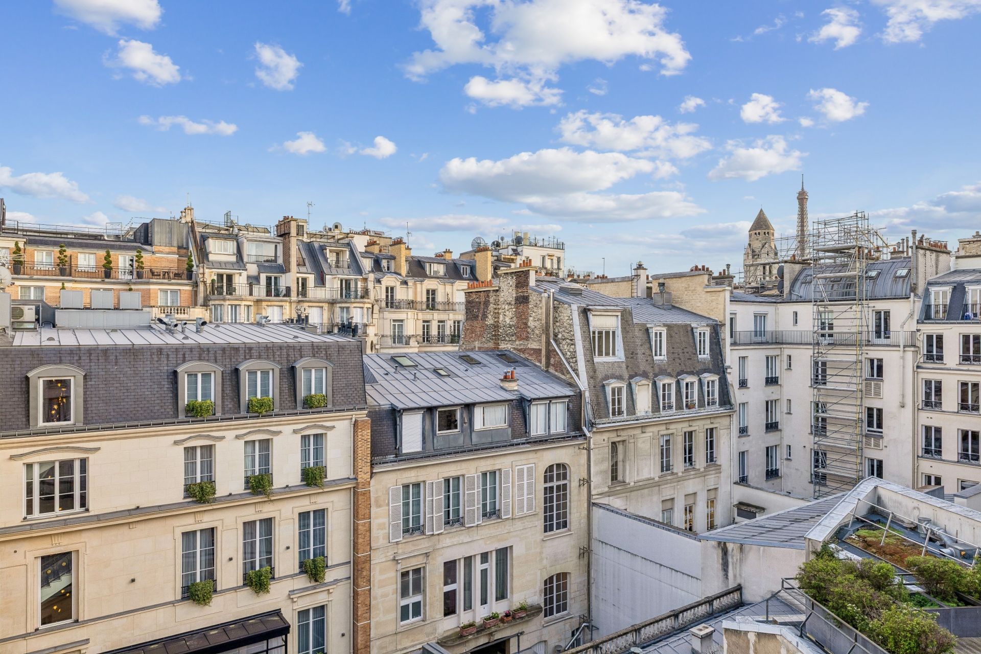 luxury apartment 3 Rooms for sale on PARIS (75008)