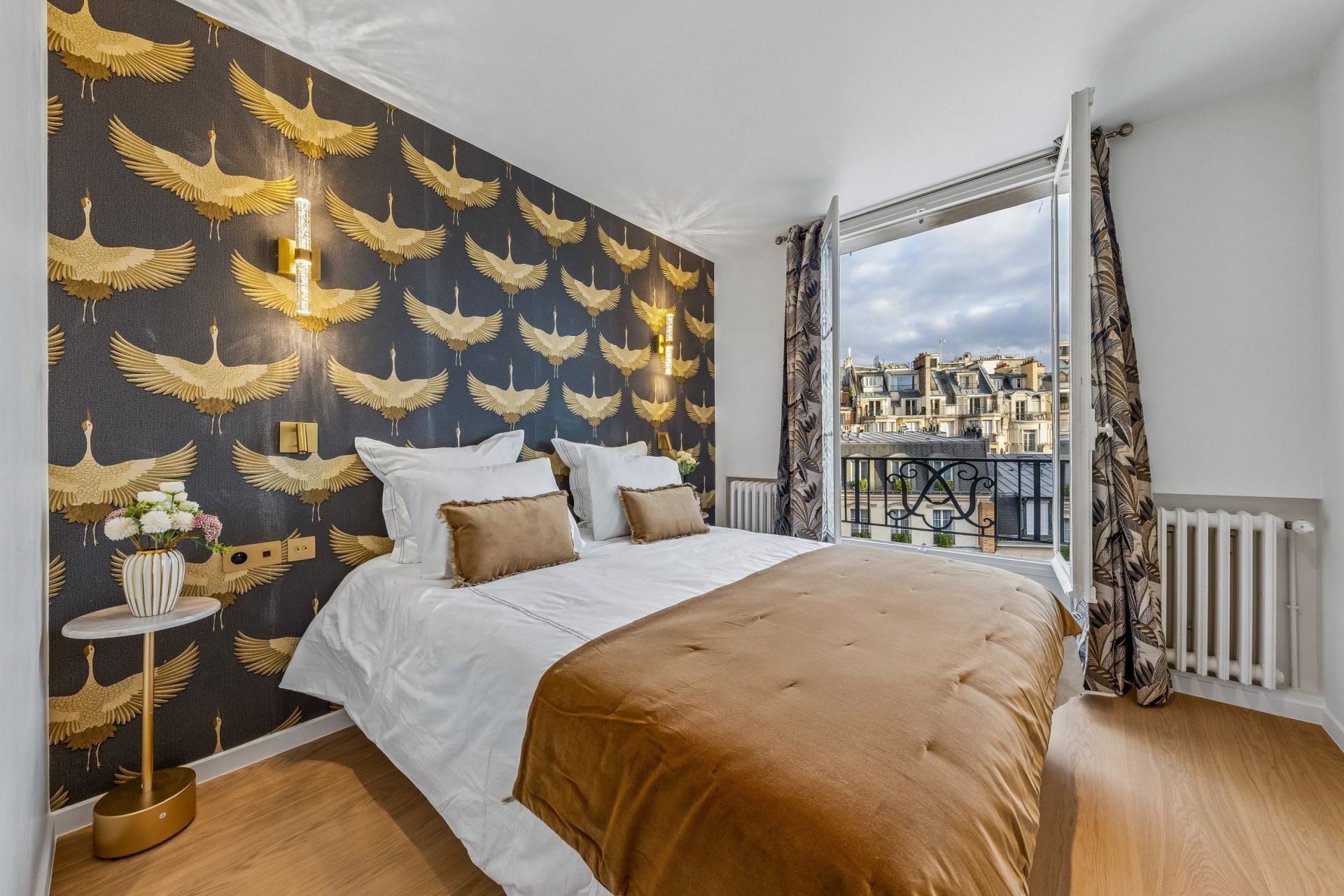 luxury apartment 3 Rooms for sale on PARIS (75008)