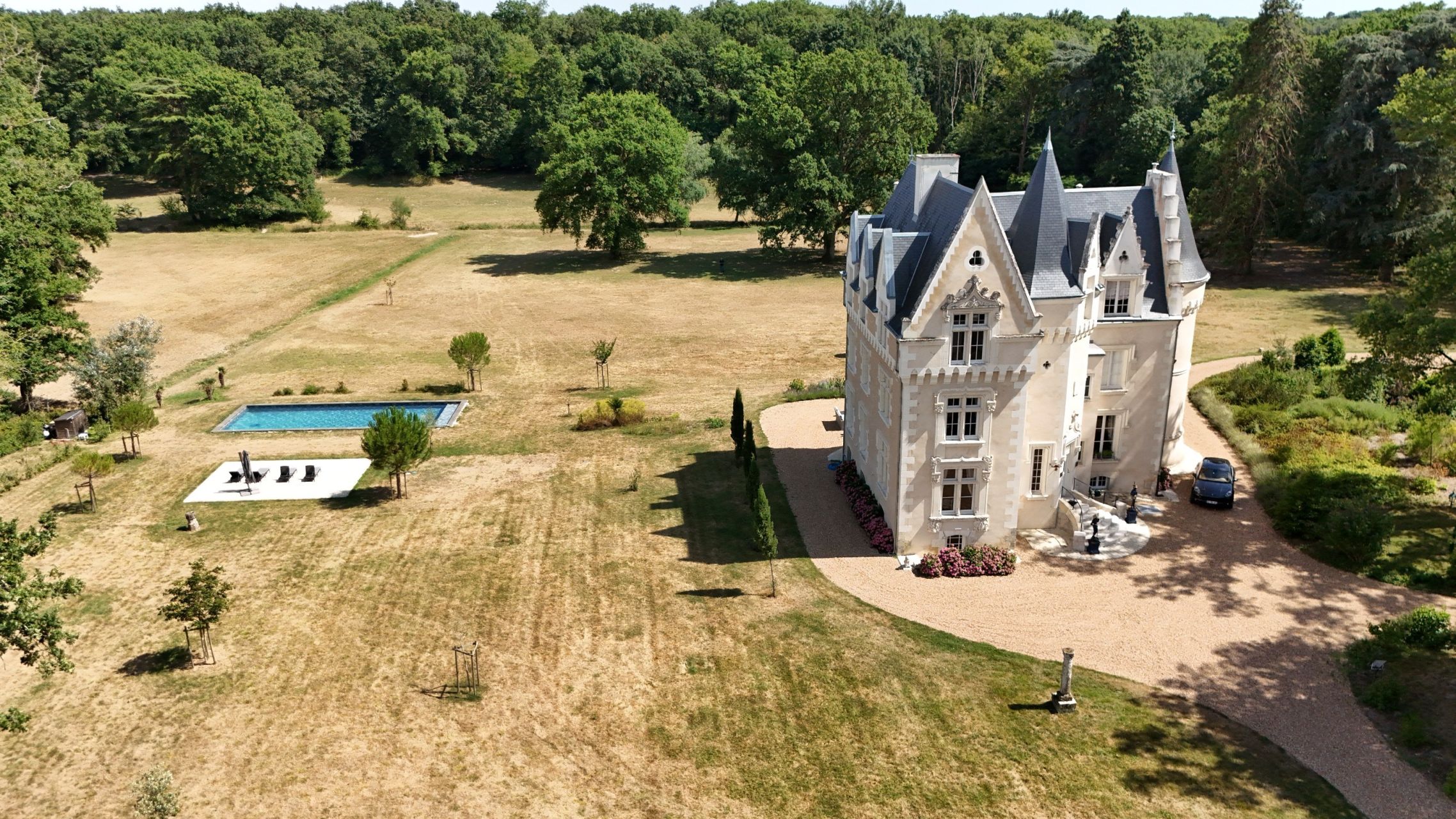 château 8 Pièces en vente sur GENILLE (37460)