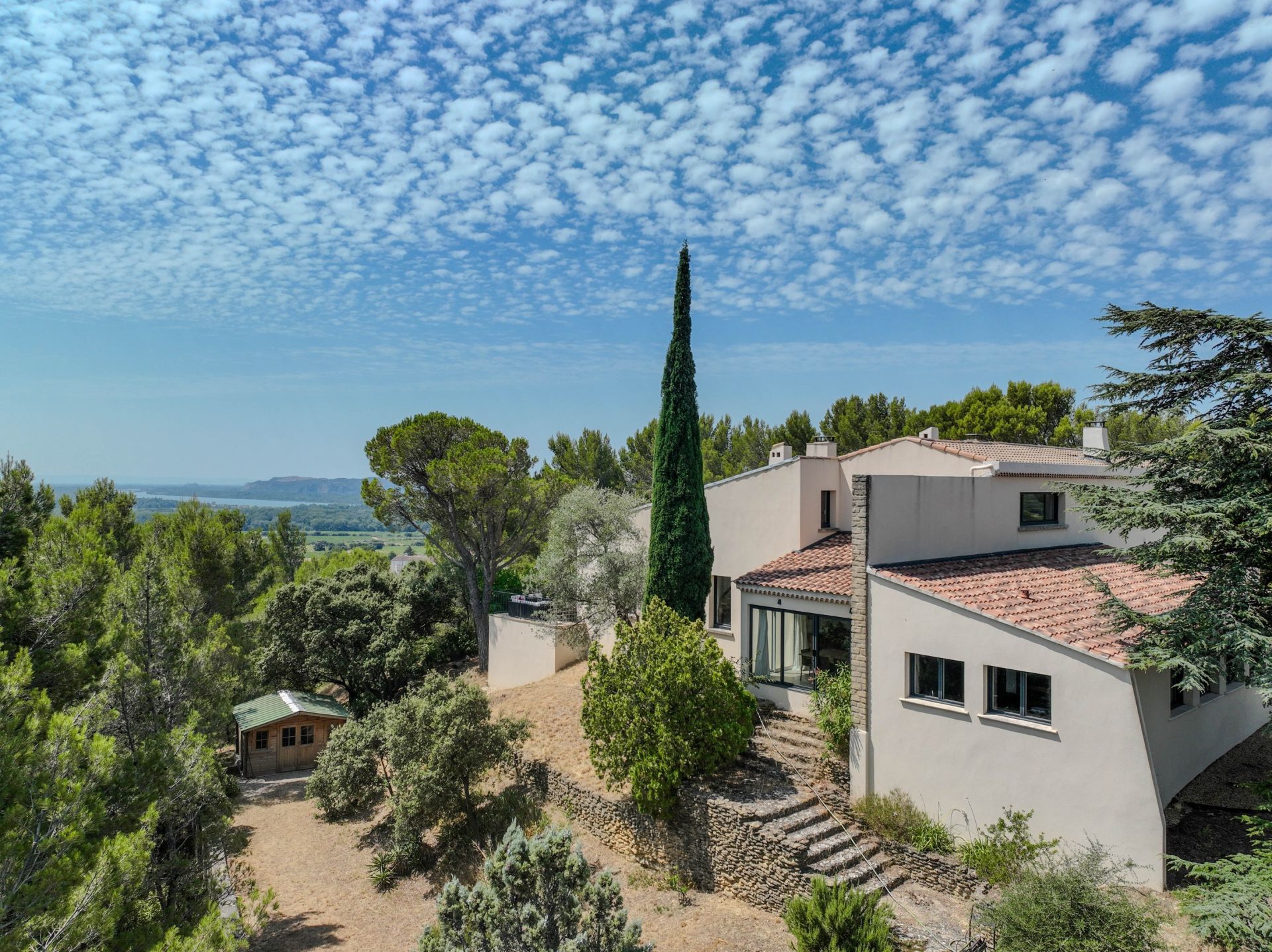 luxury house 10 Rooms for sale on CHATEAUNEUF DU PAPE (84230)