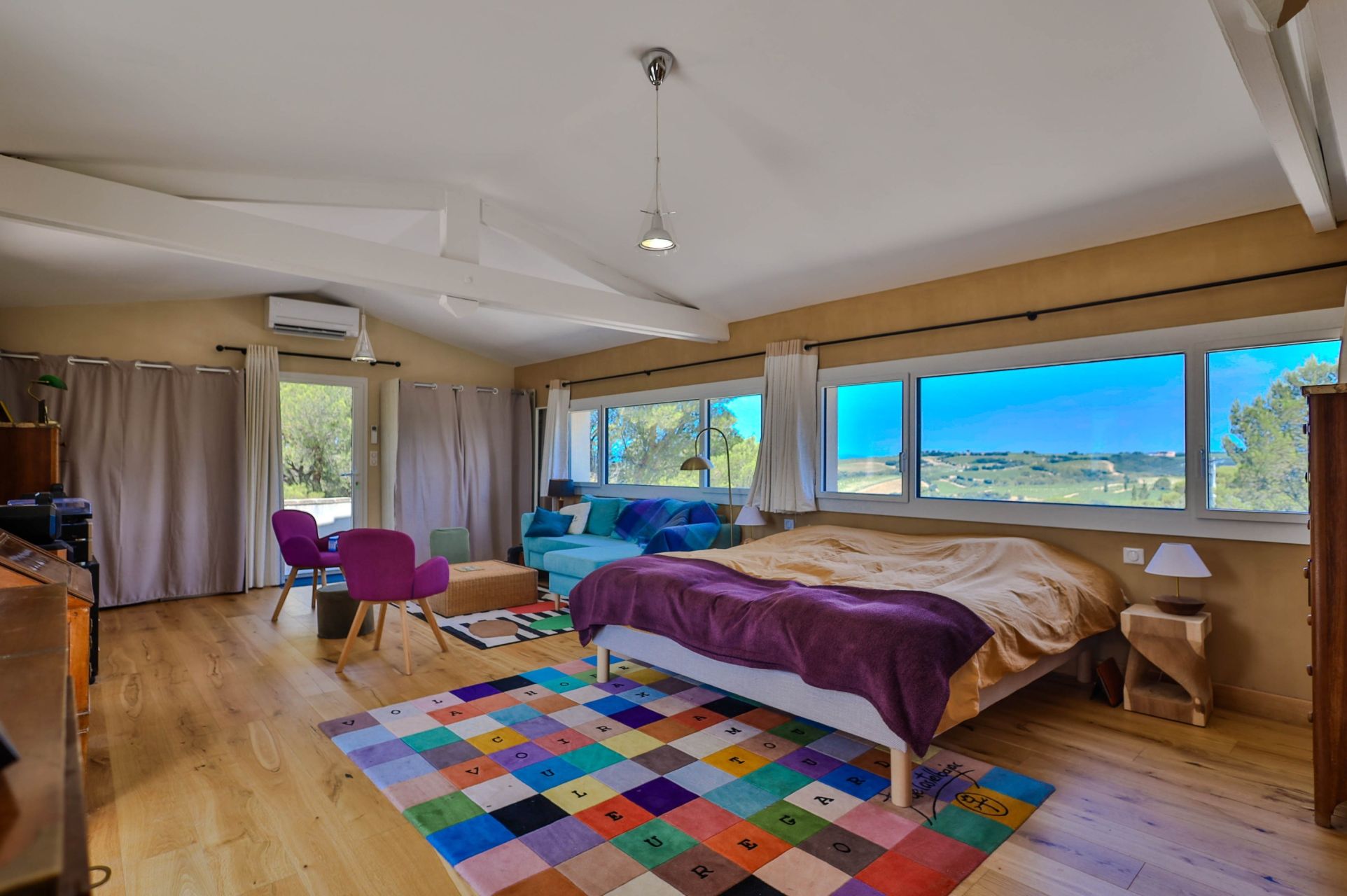 luxury house 10 Rooms for sale on CHATEAUNEUF DU PAPE (84230)