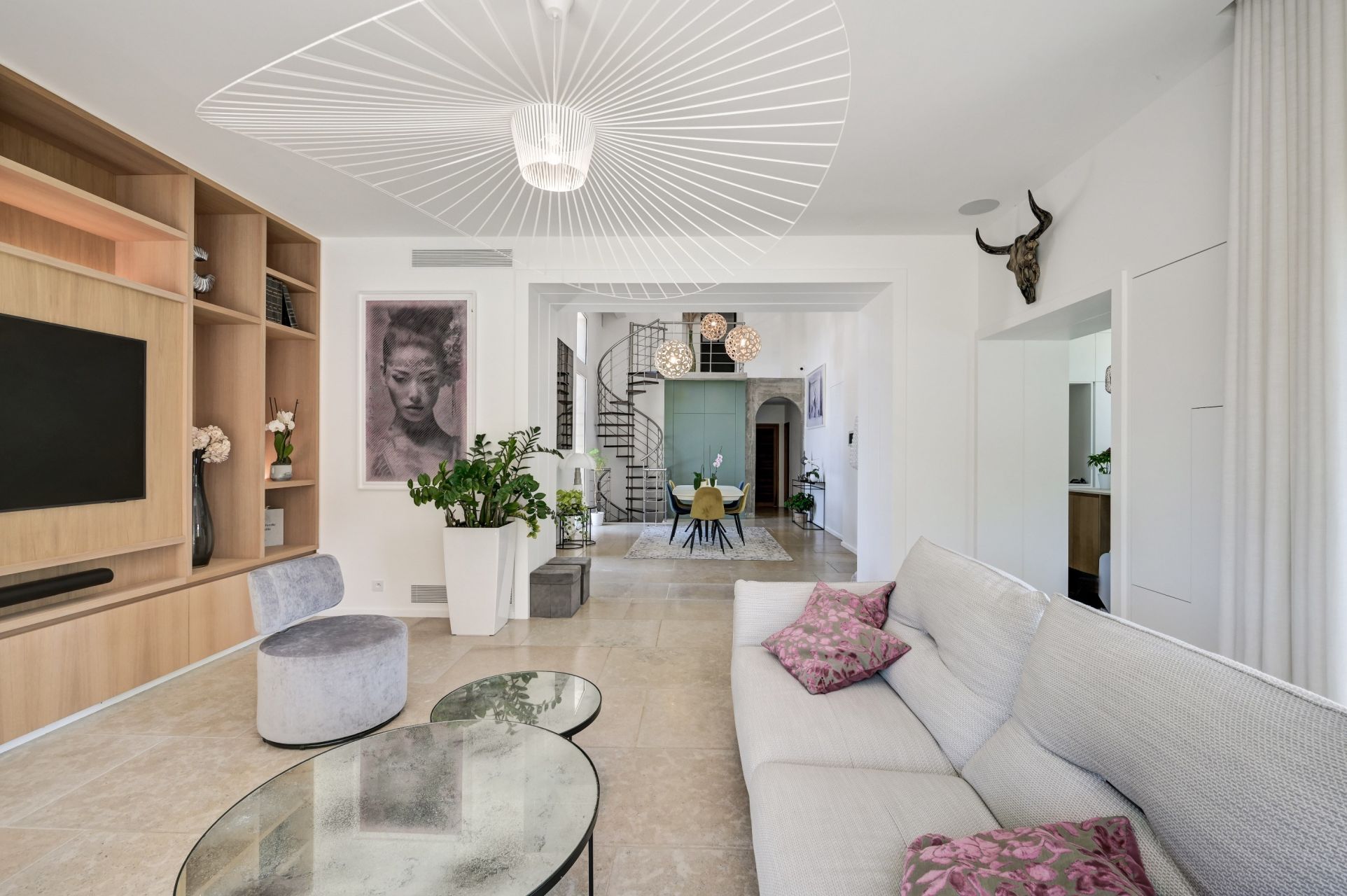 maison de luxe 6 Pièces en vente sur EGUILLES (13510)