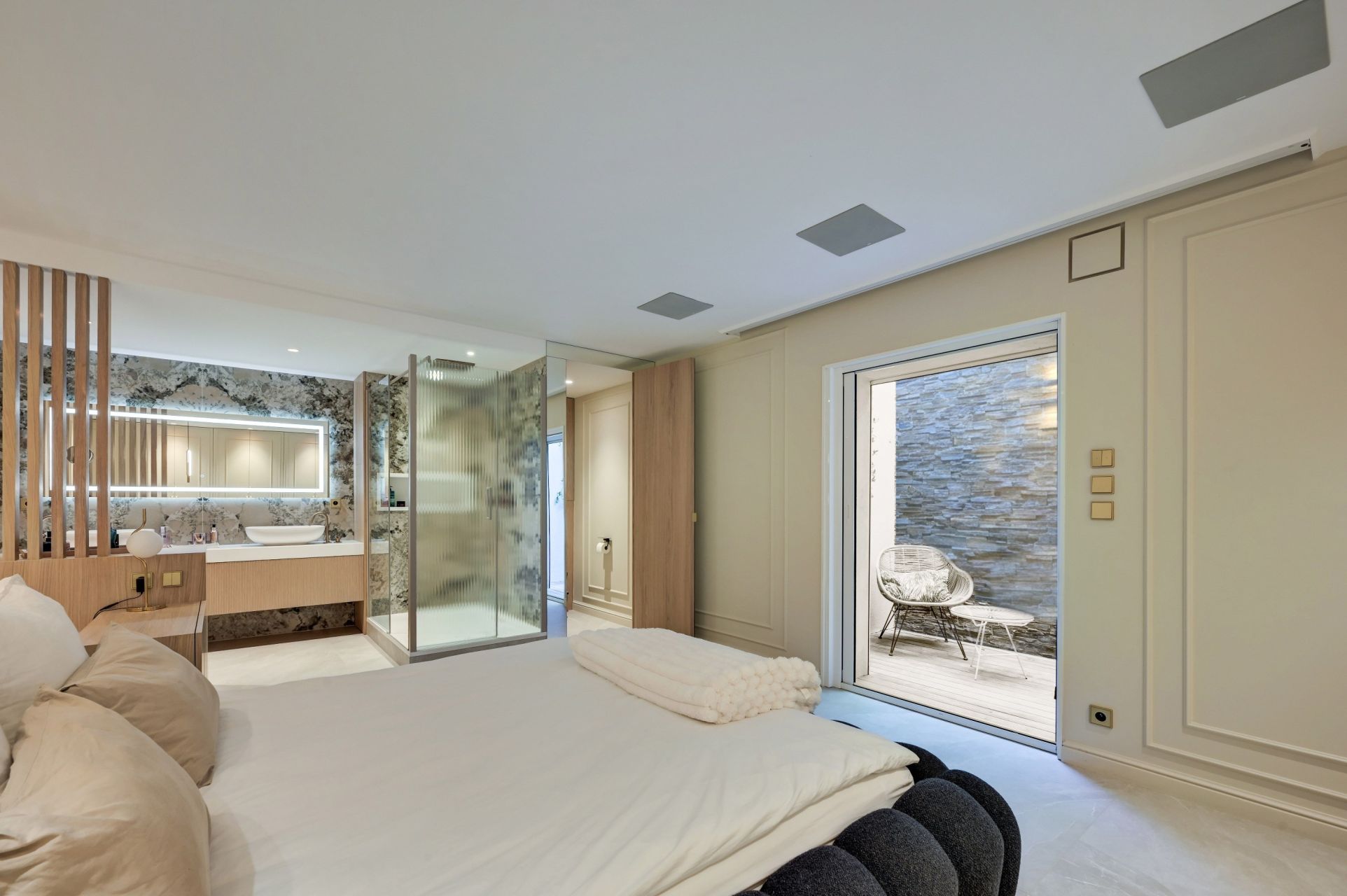 maison de luxe 6 Pièces en vente sur EGUILLES (13510)