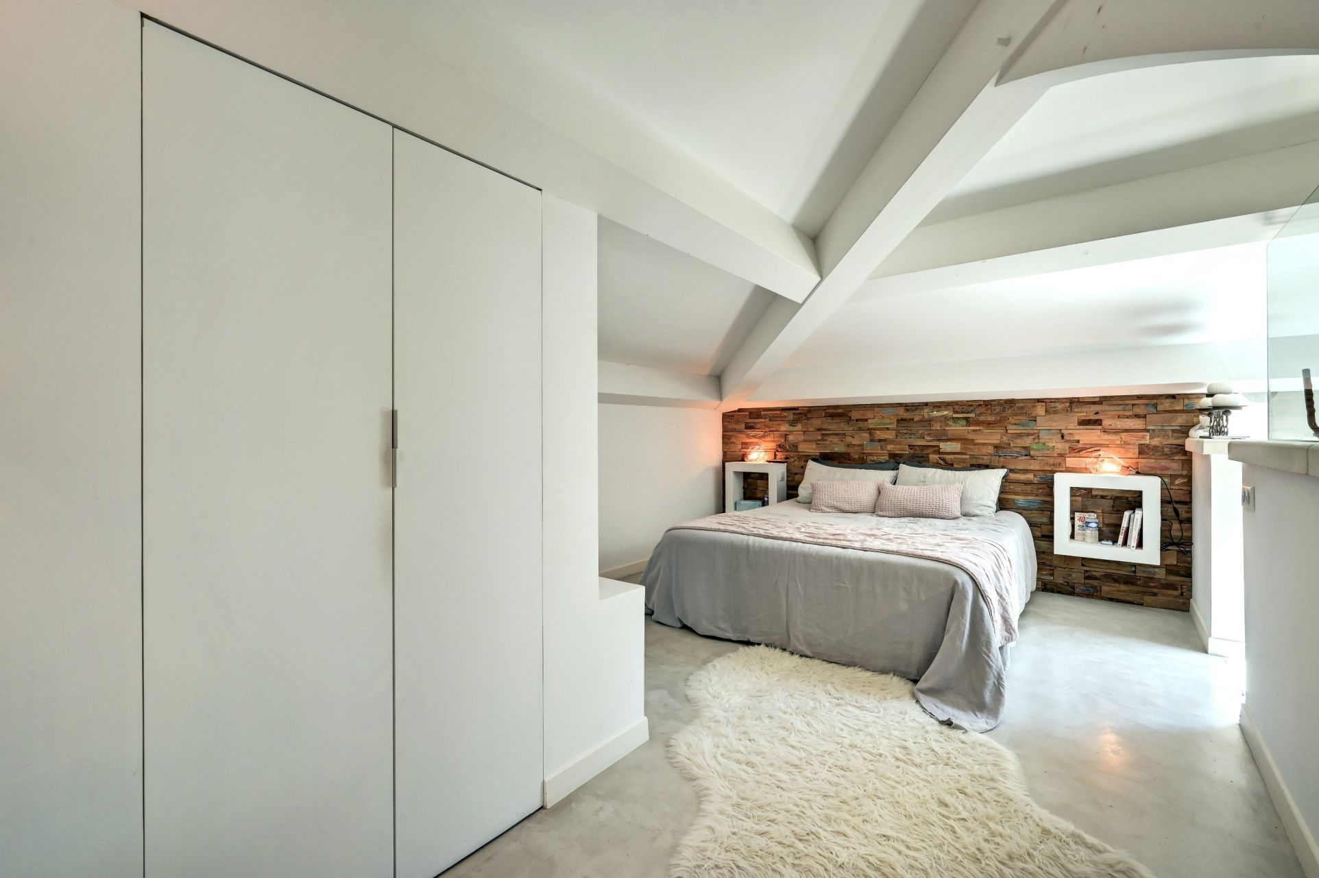 maison de luxe 6 Pièces en vente sur EGUILLES (13510)