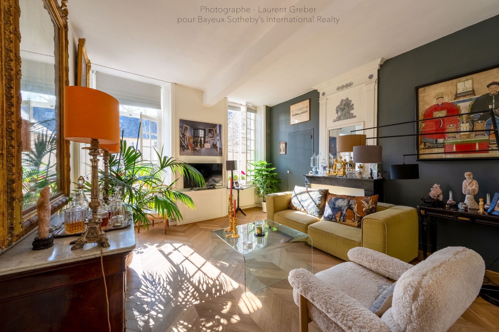 luxury house 5 Rooms for sale on BAYEUX (14400)
