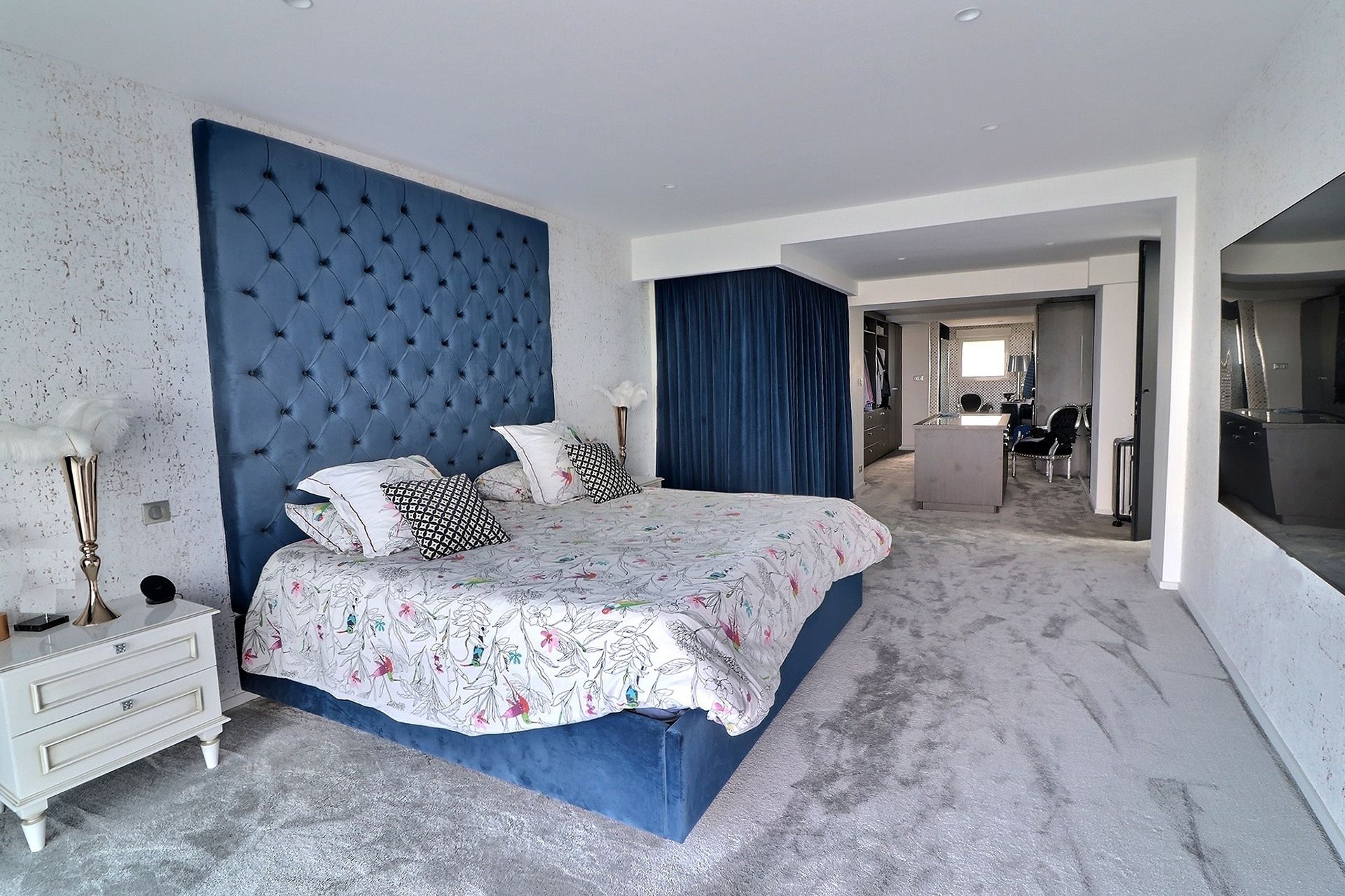 luxury house 13 Rooms for sale on PLOUGASTEL DAOULAS (29470)