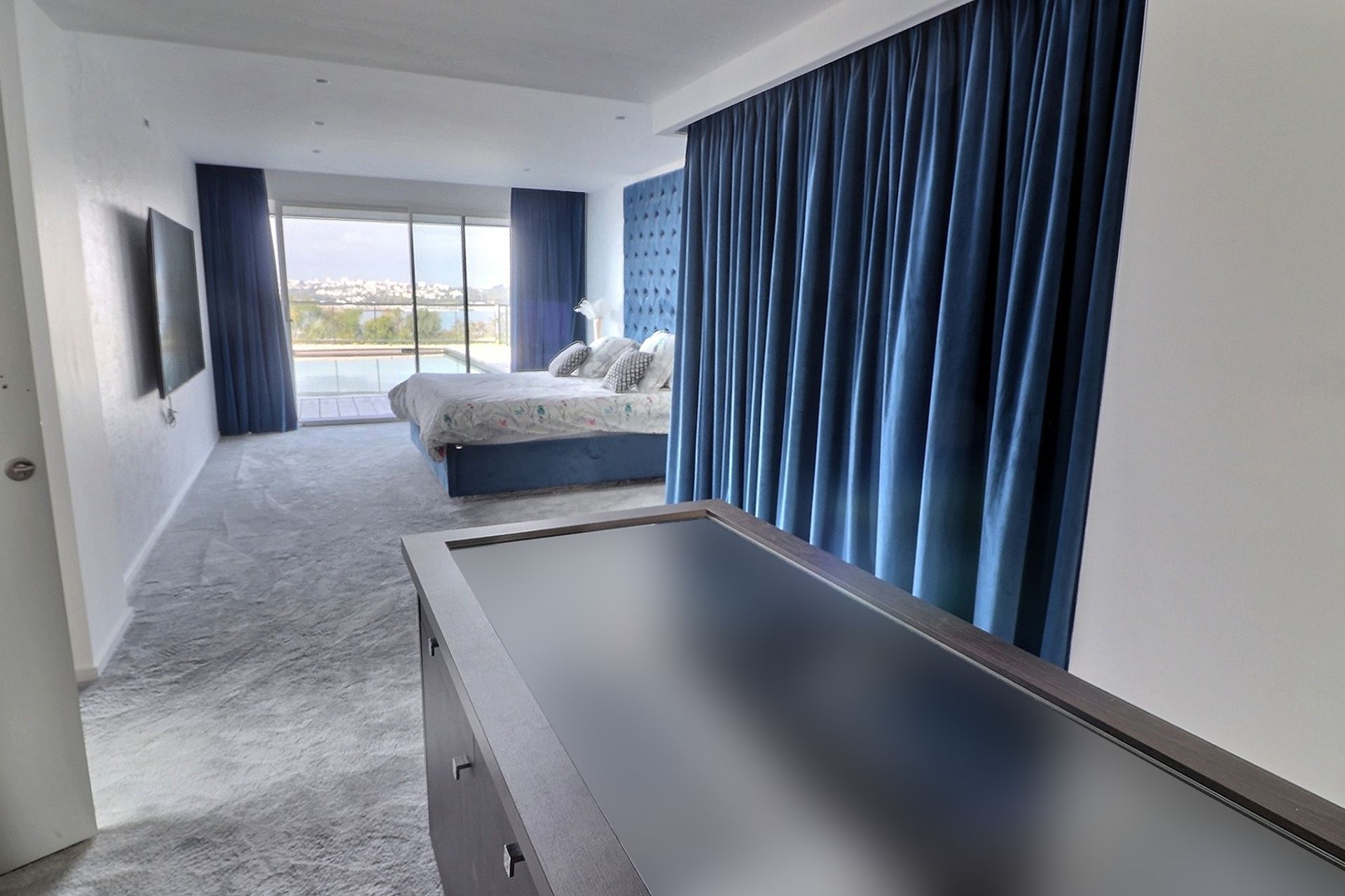luxury house 13 Rooms for sale on PLOUGASTEL DAOULAS (29470)