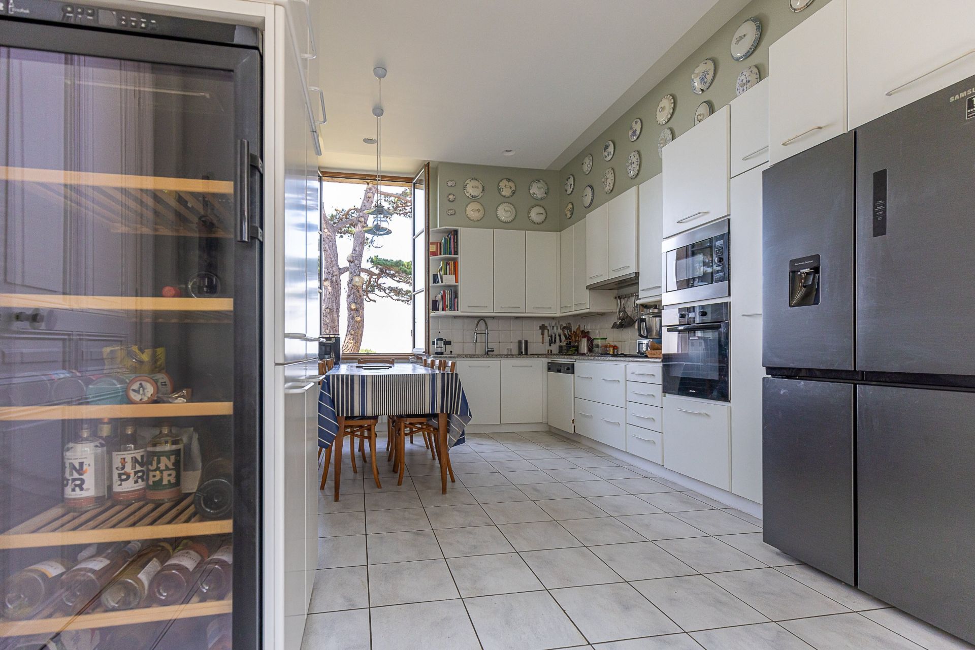 luxury villa 16 Rooms for sale on PENVENAN (22710)