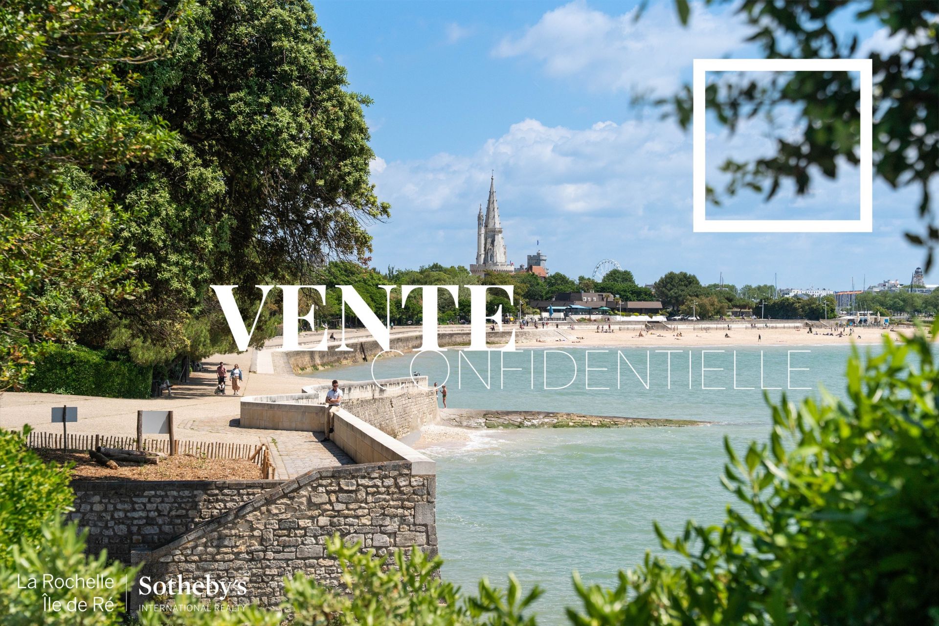 luxury apartment 5 Rooms for sale on LA ROCHELLE (17000)