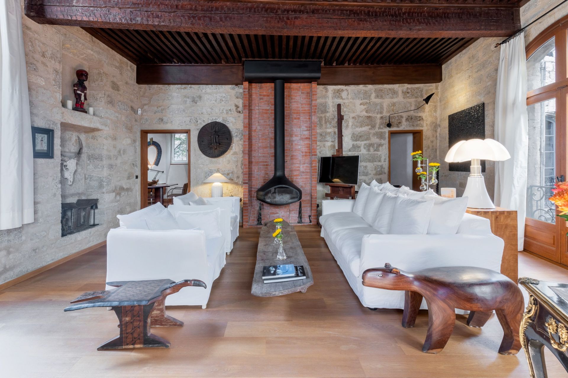 luxury apartment 6 Rooms for sale on PEZENAS (34120)