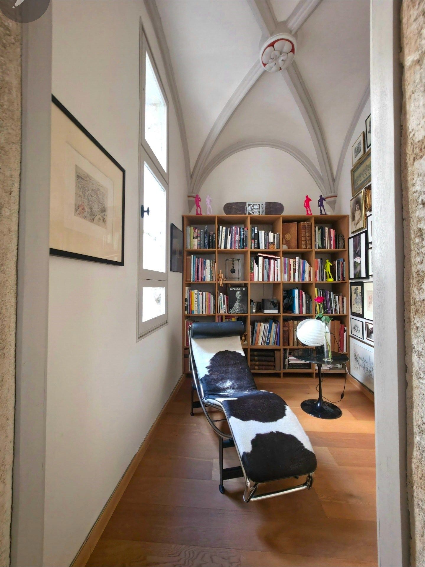 luxury apartment 6 Rooms for sale on PEZENAS (34120)