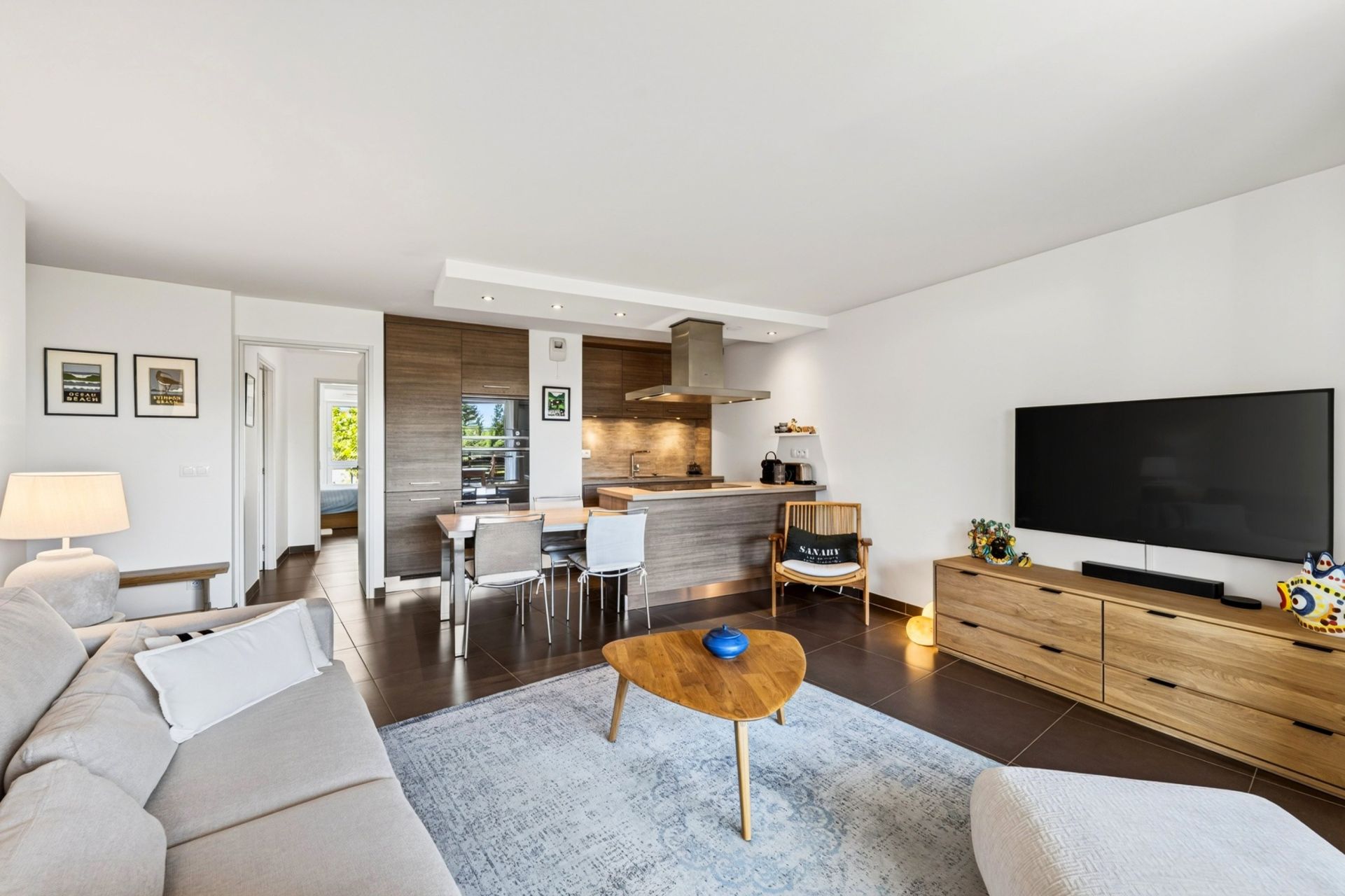 luxury apartment 3 Rooms for sale on SANARY SUR MER (83110)