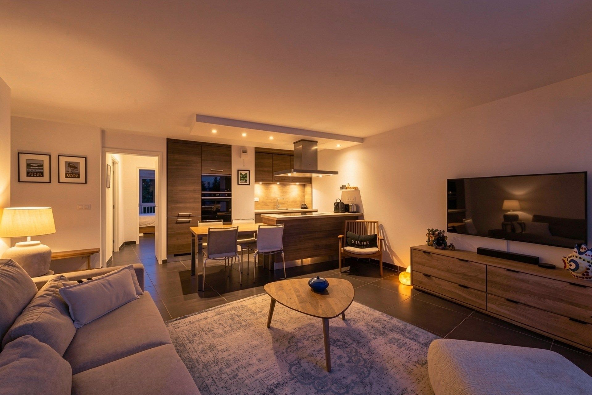 luxury apartment 3 Rooms for sale on SANARY SUR MER (83110)
